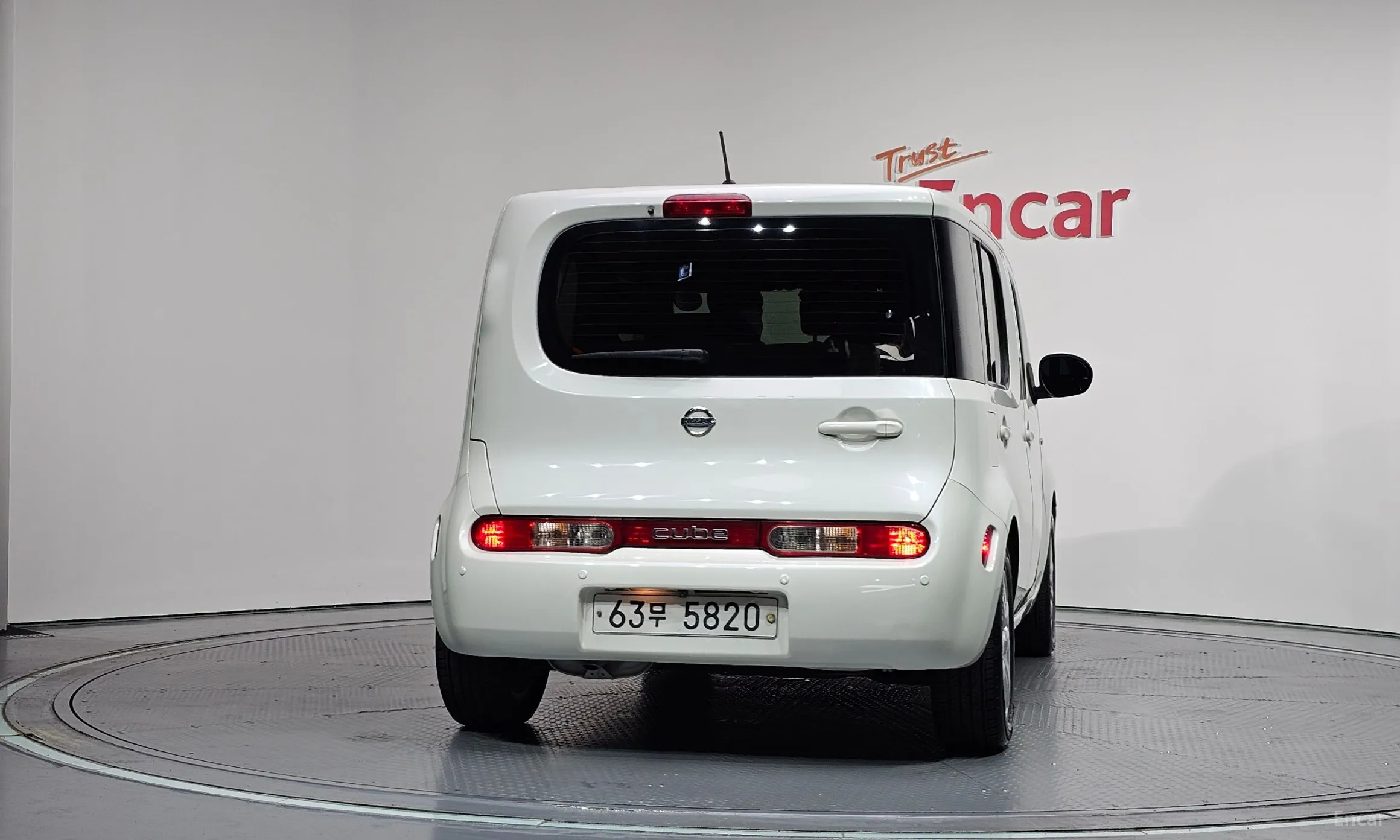 Nissan Cube превью 4