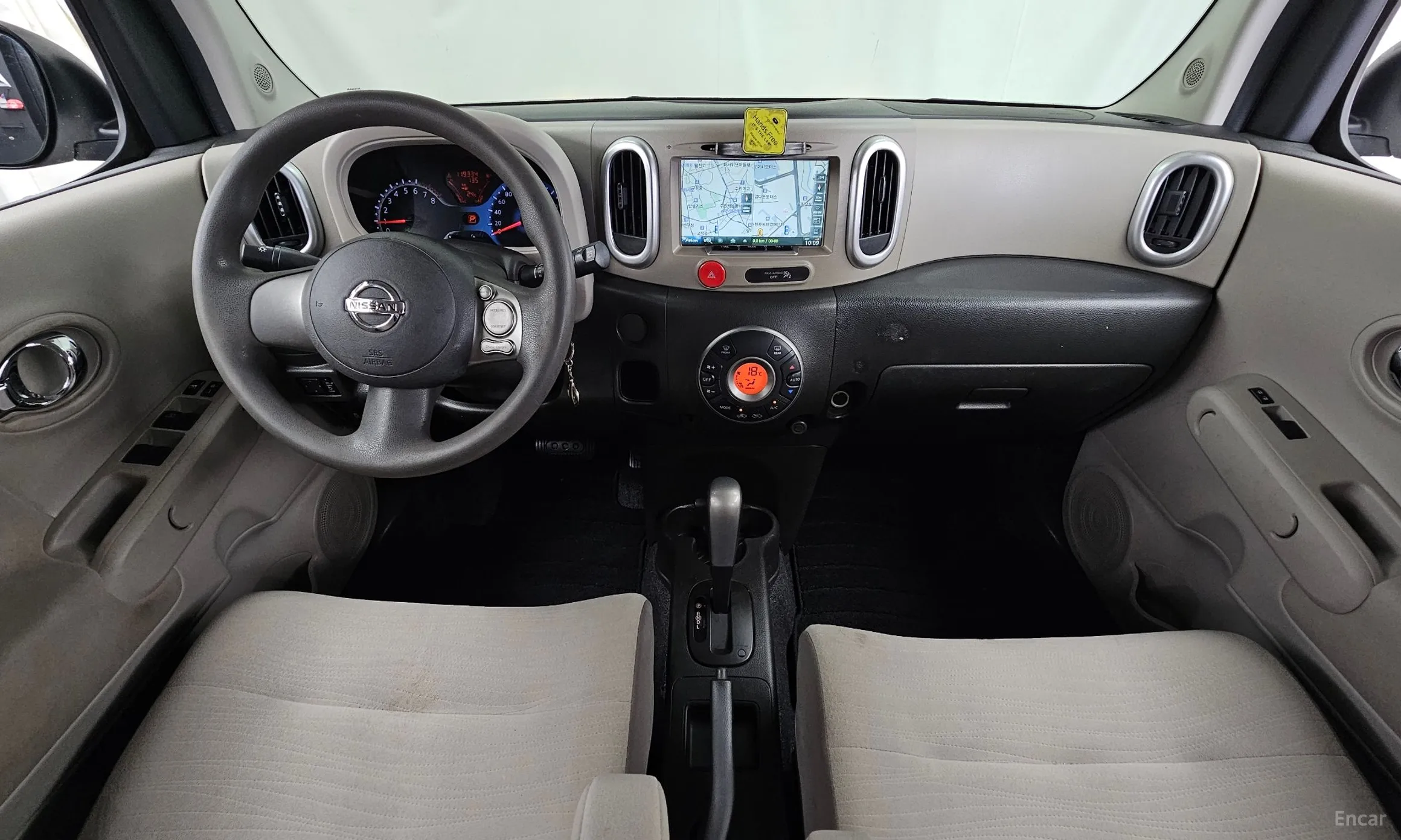 Nissan Cube превью 7