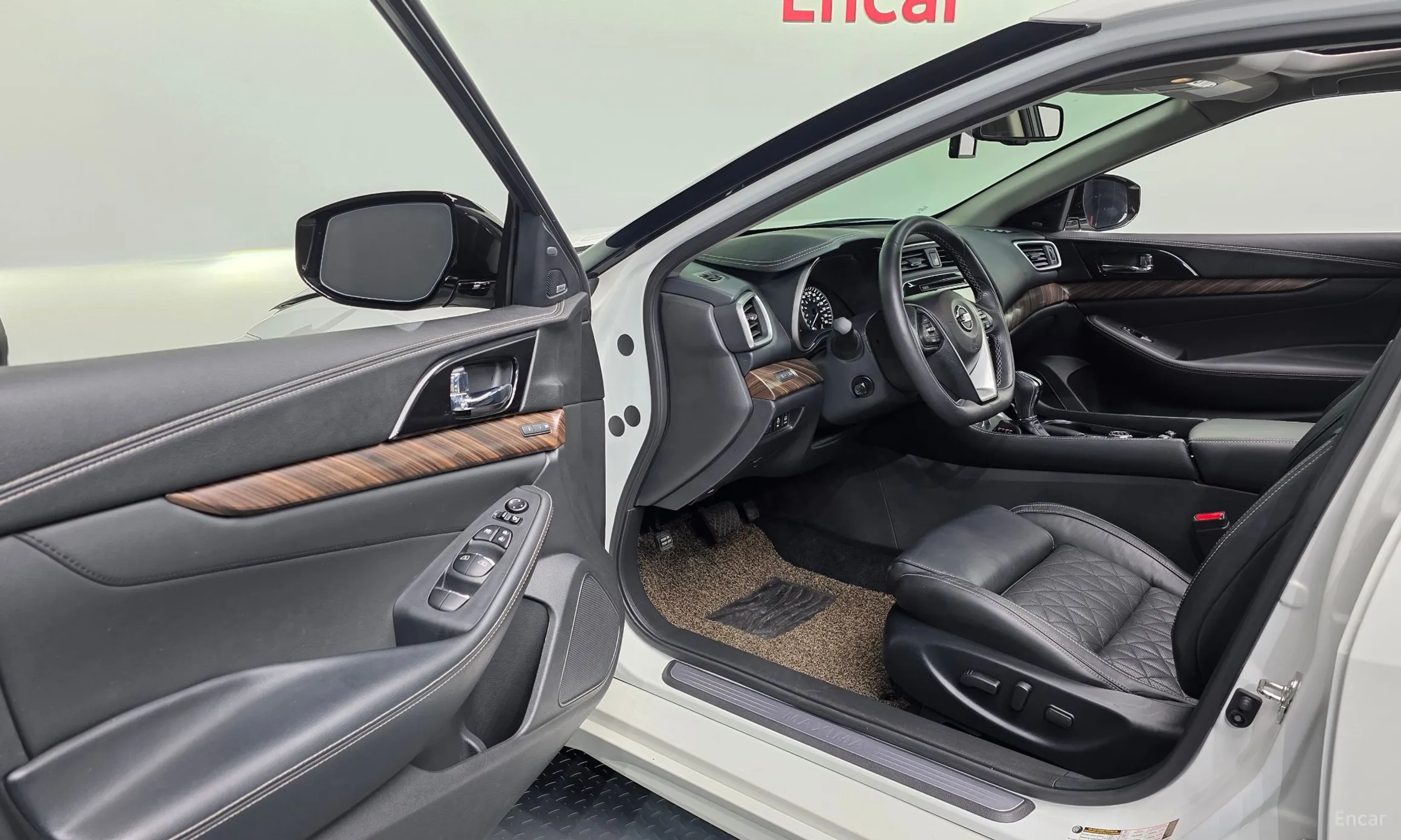 Nissan Maxima (A36) превью 10