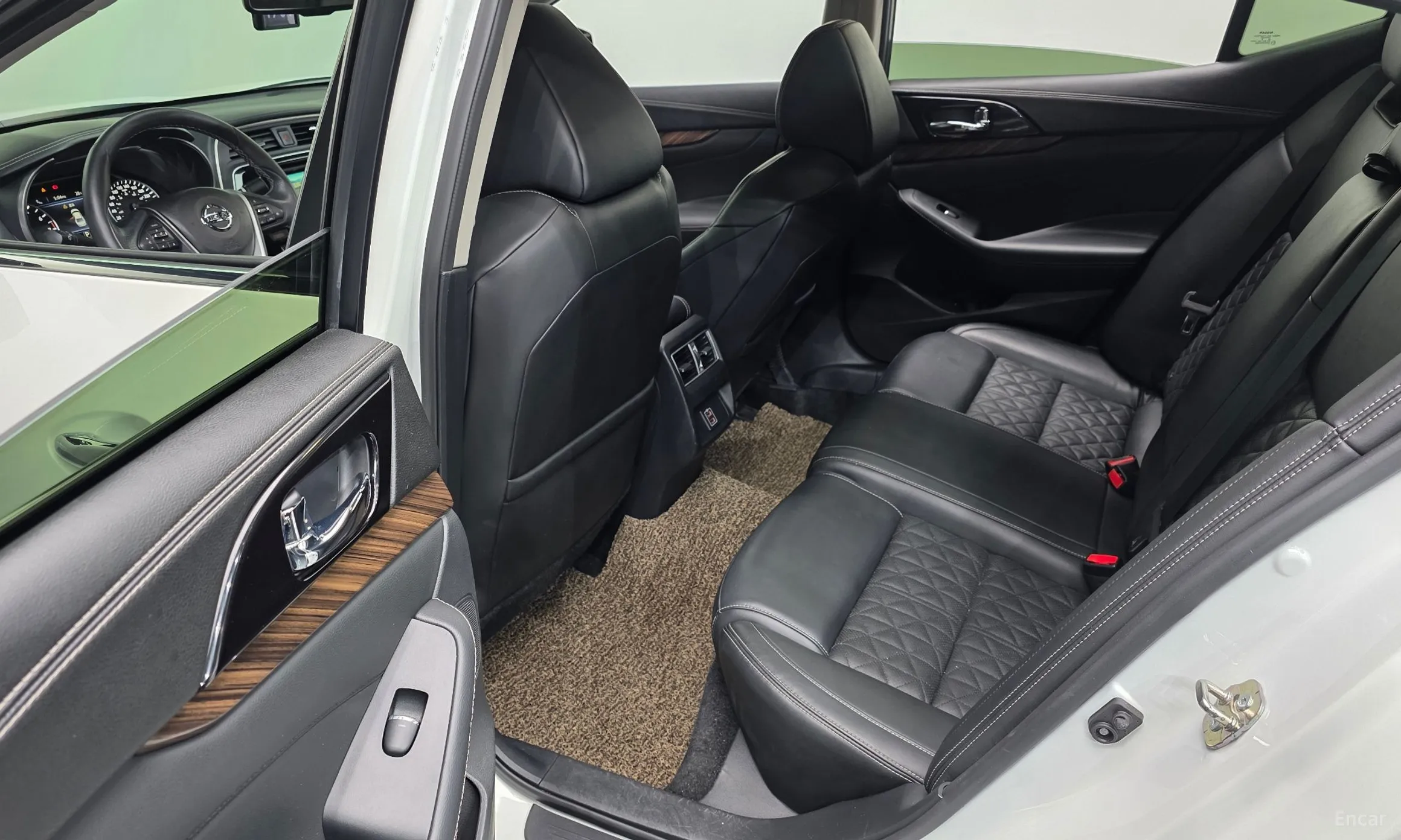 Nissan Maxima (A36) превью 12