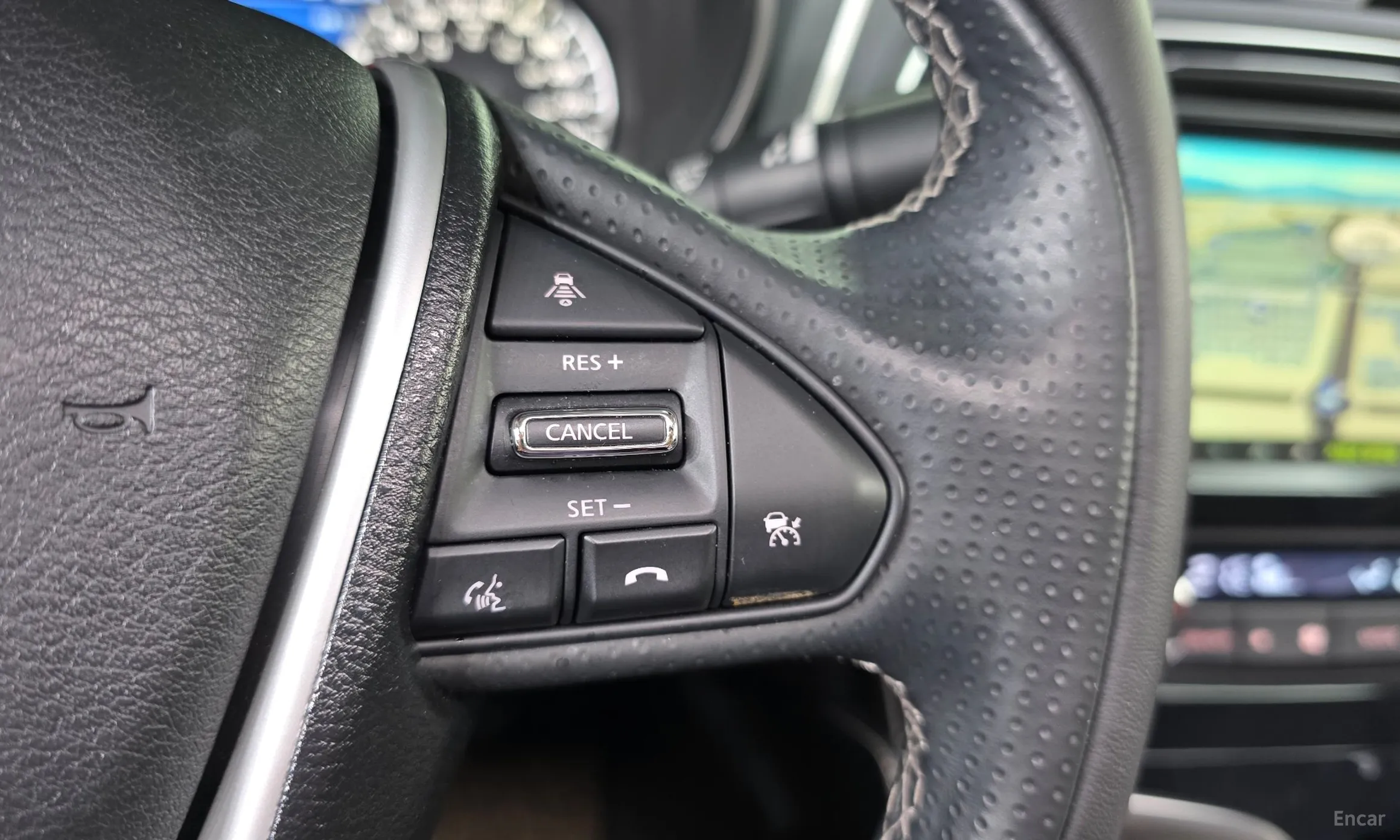 Nissan Maxima (A36) превью 18
