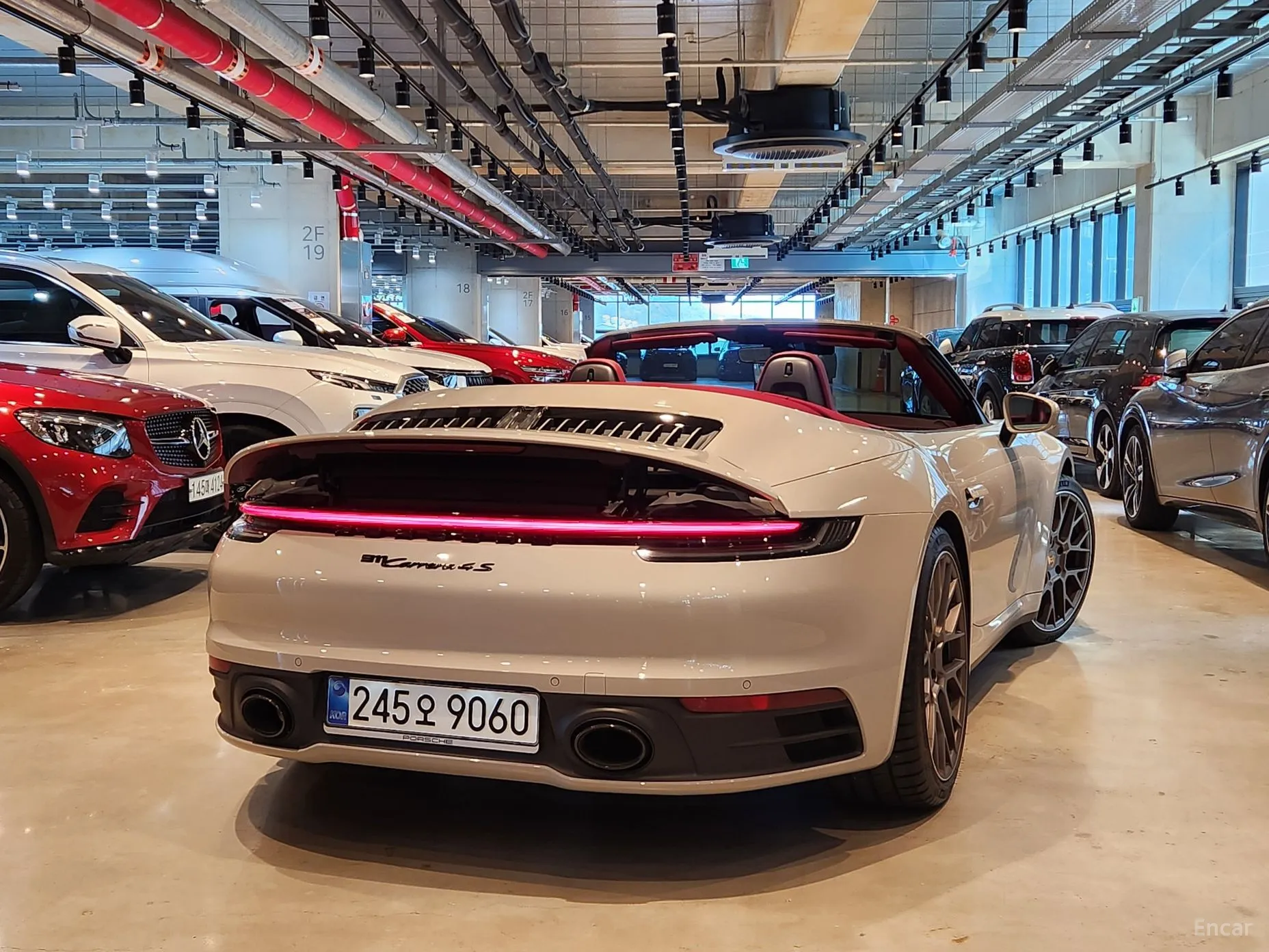 Porsche 911 (992)