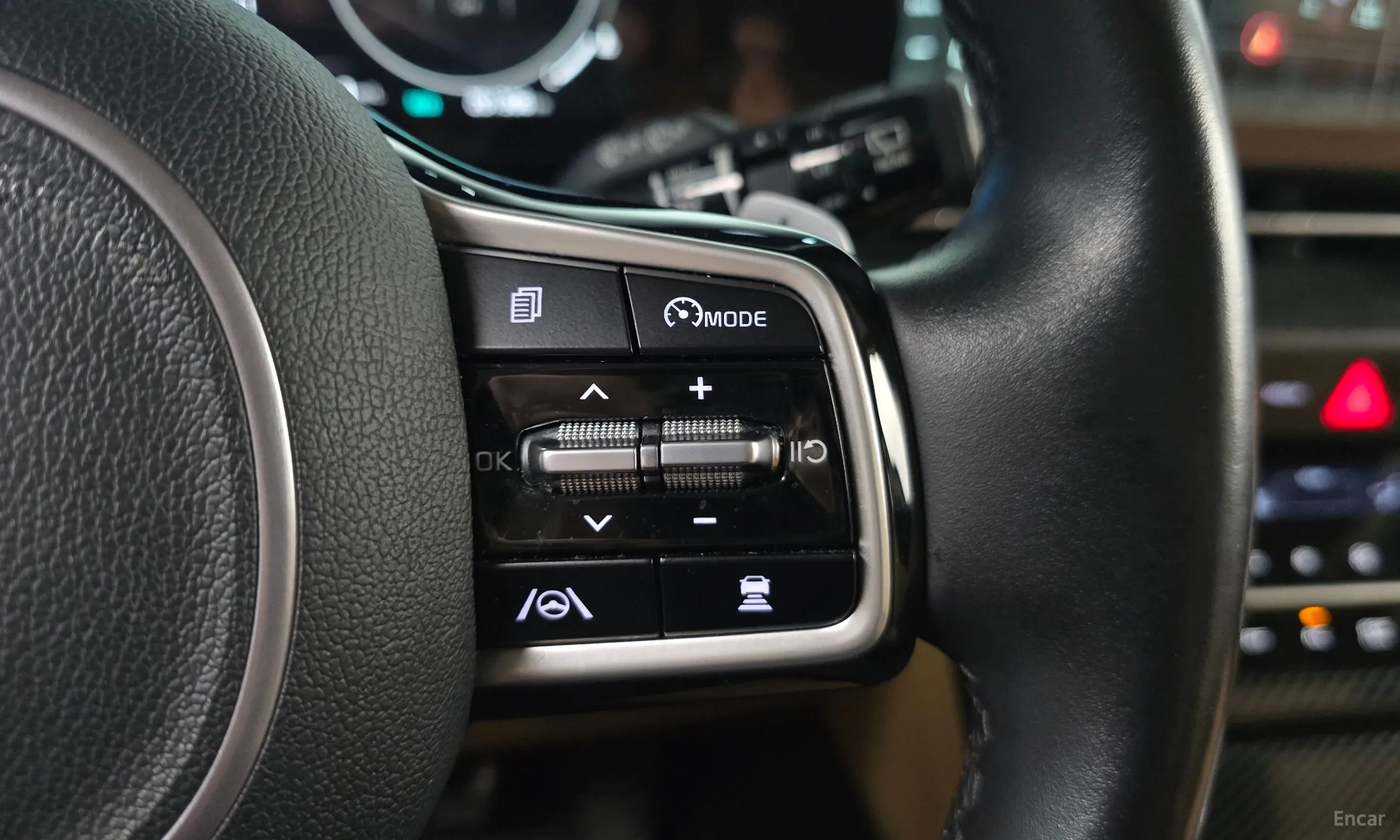 Kia Carnival Gen 4 превью 17