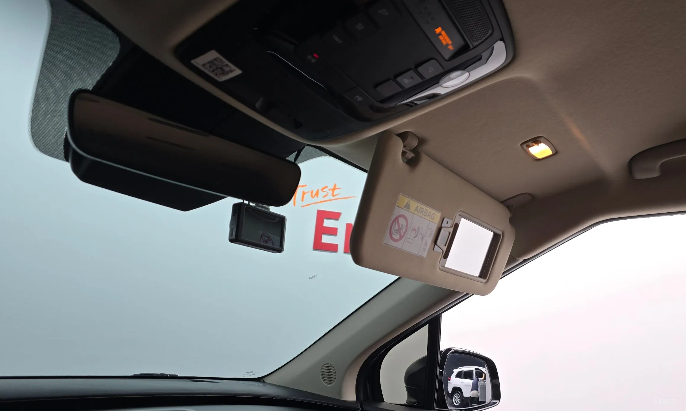 Kia Carnival Gen 4 превью 19
