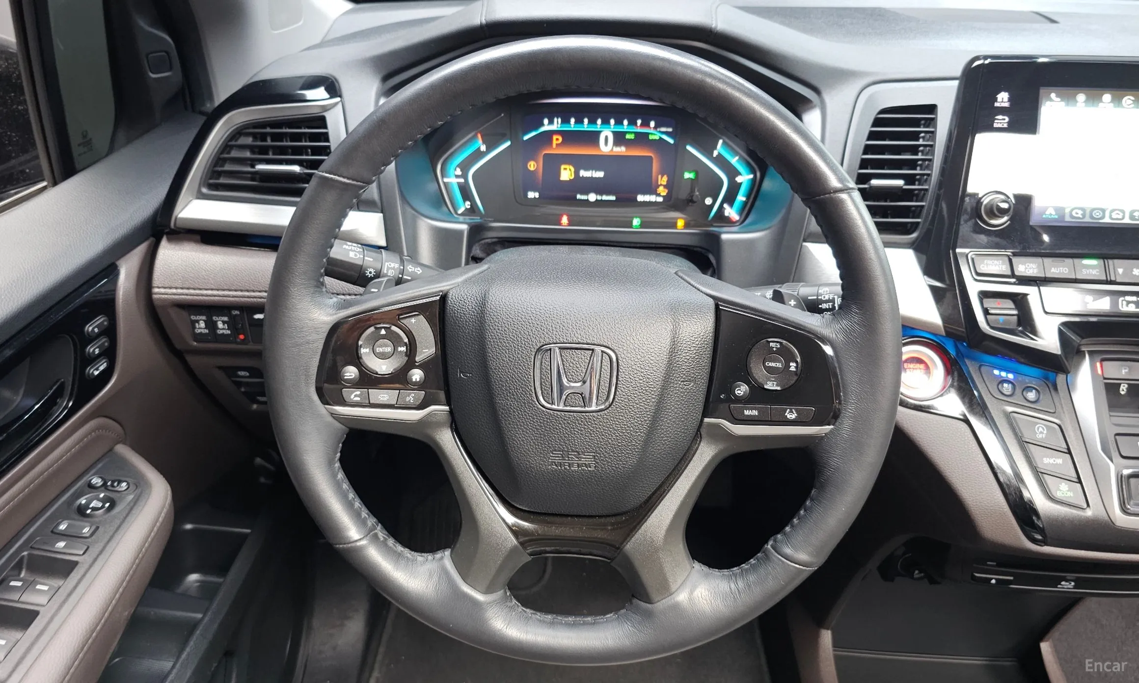 Honda Odyssey превью 12