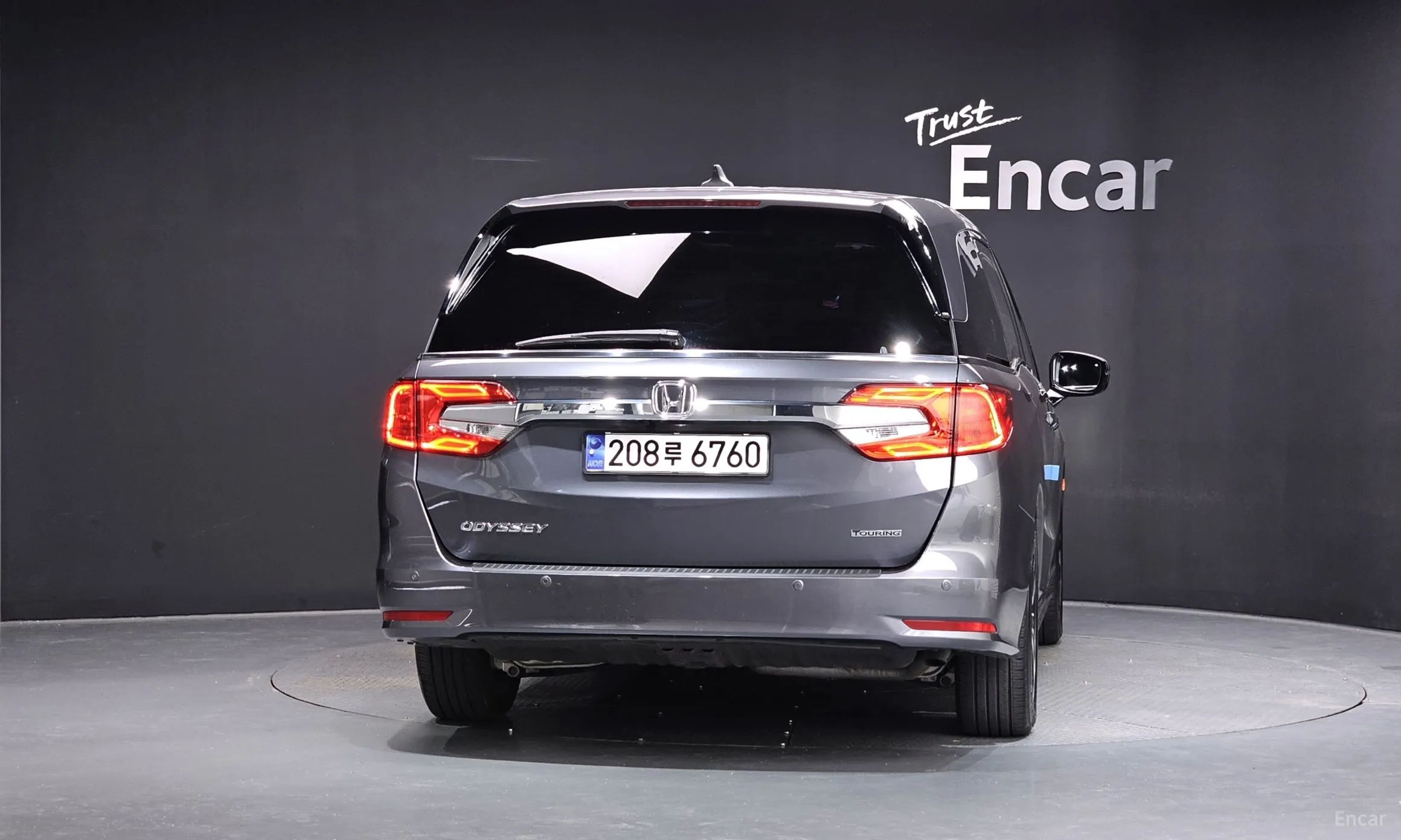 Honda Odyssey превью 4