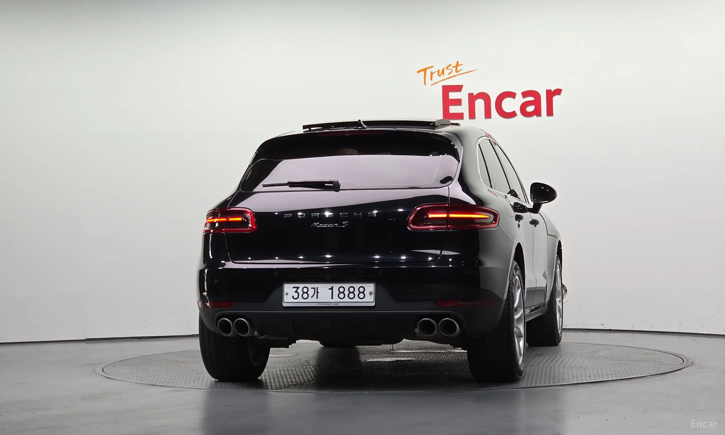 Porsche Macan превью 4