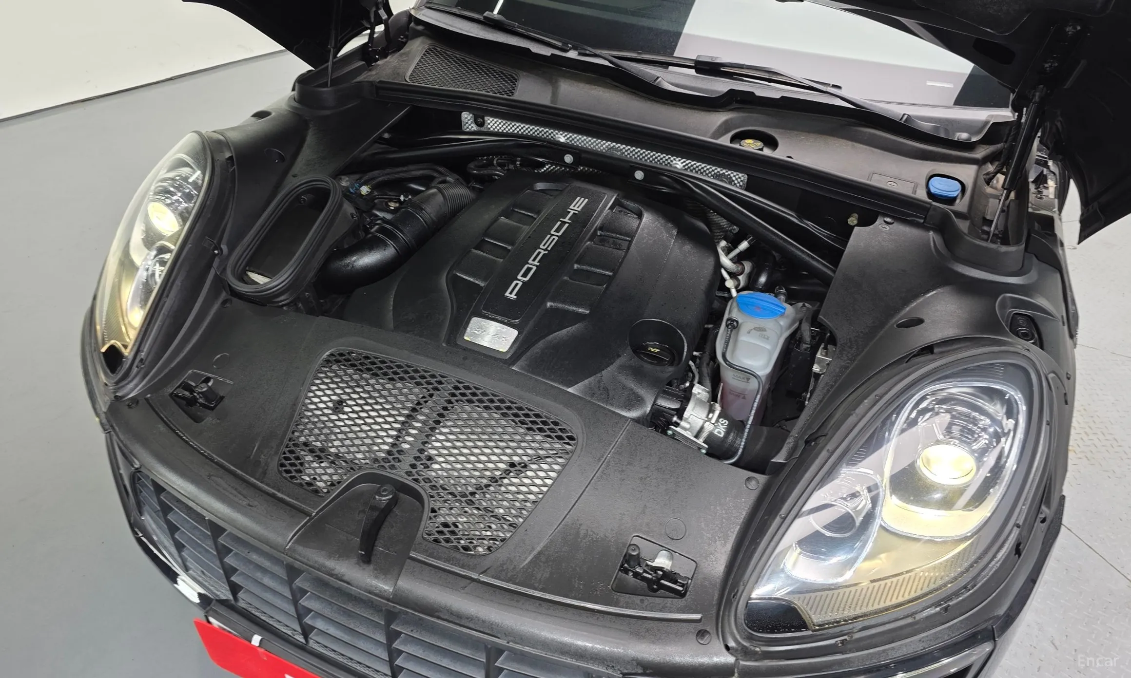 Porsche Macan превью 6