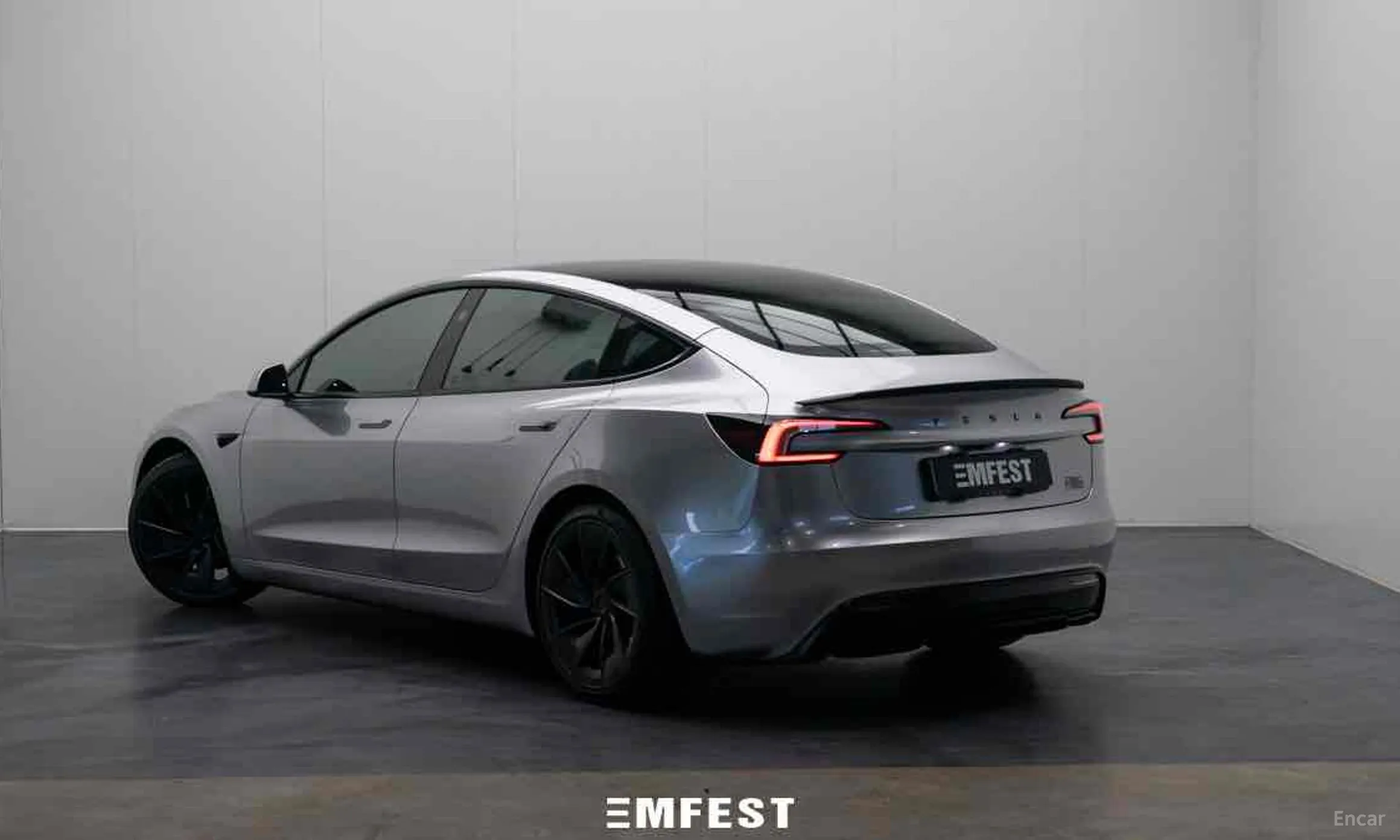 Tesla Model 3 превью 4