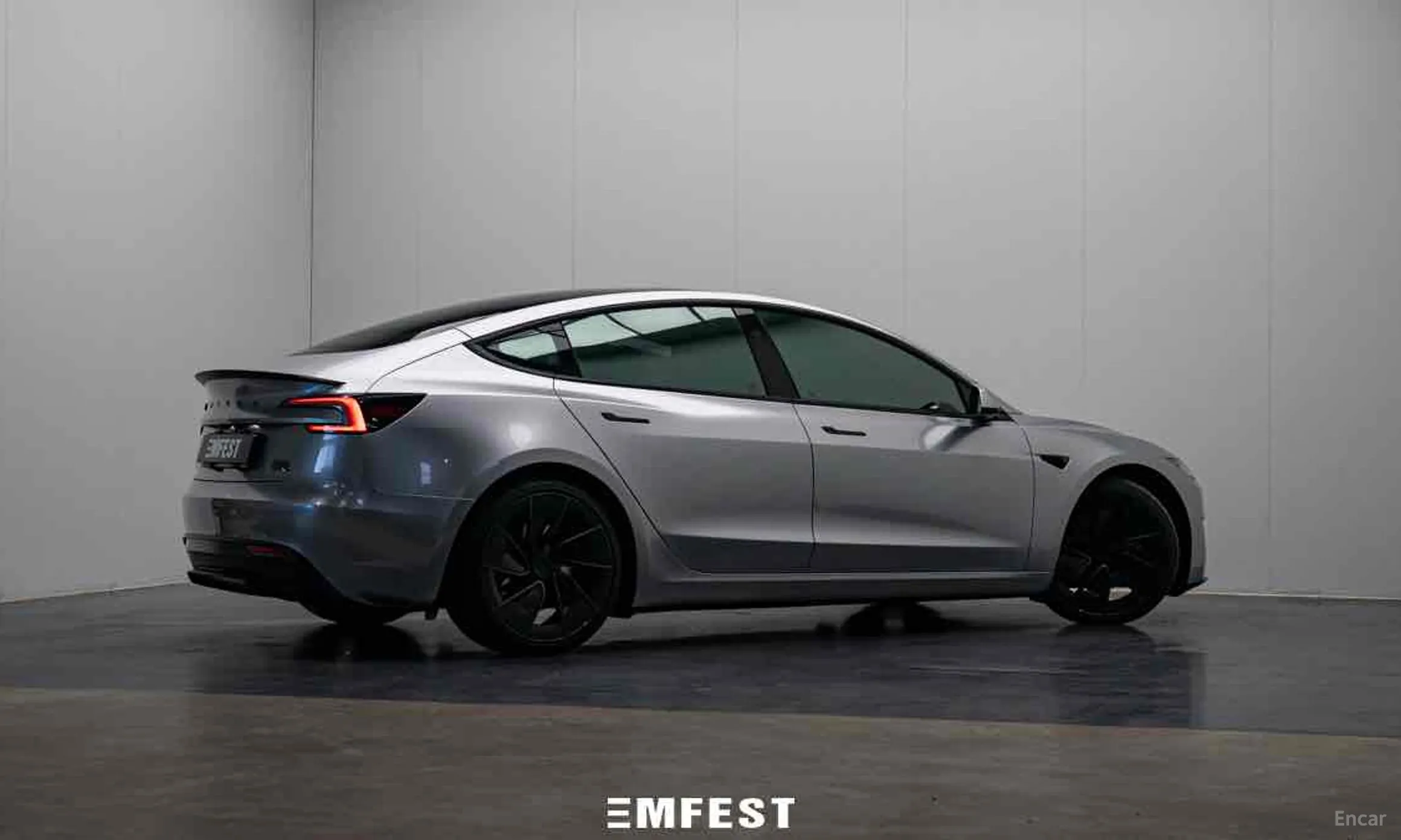 Tesla Model 3 превью 5