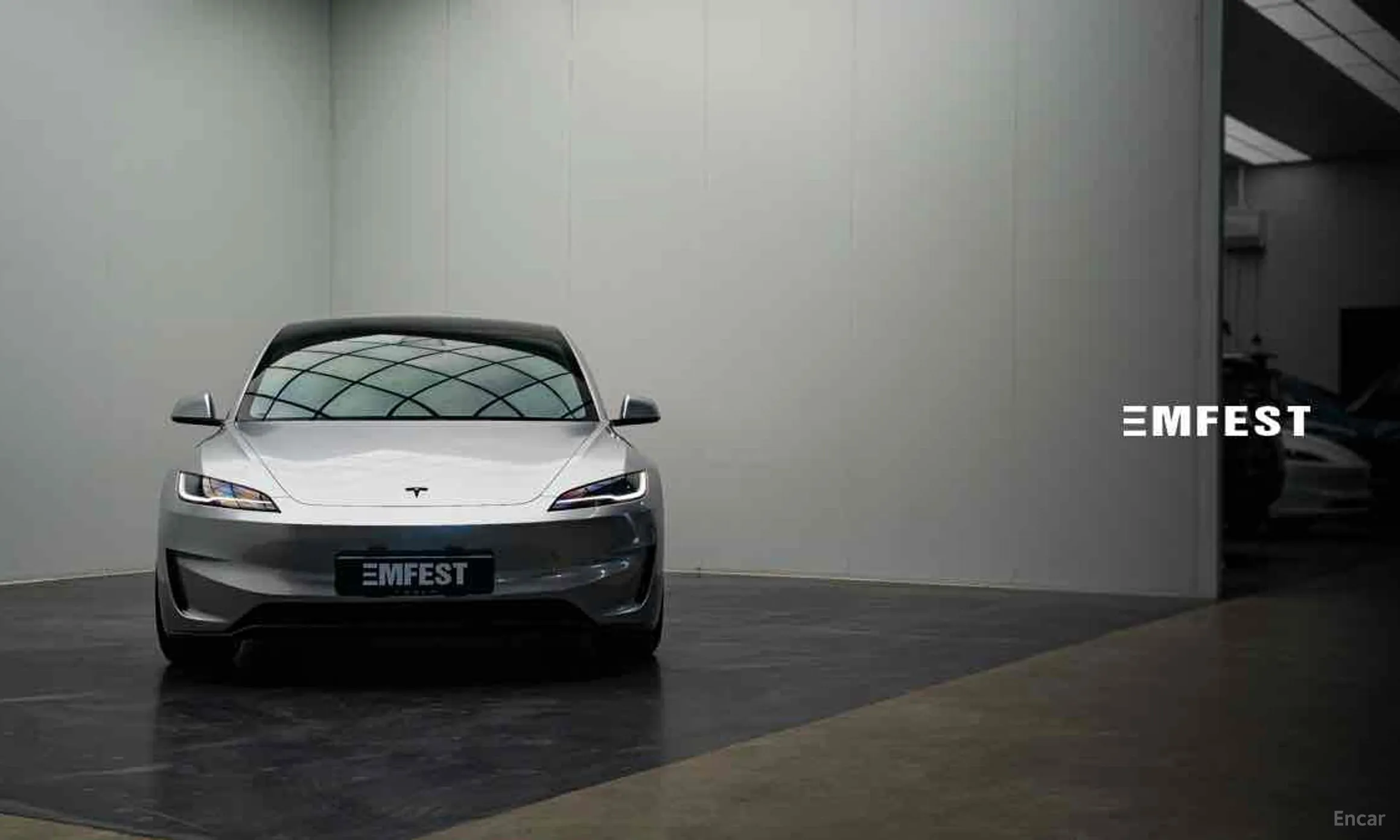 Tesla Model 3 превью 8
