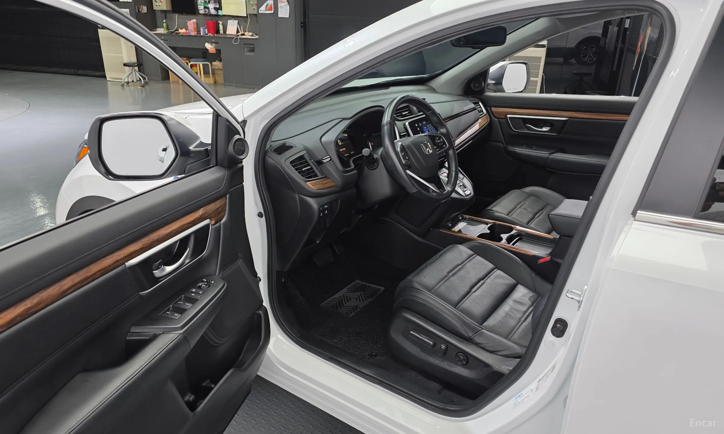 Honda CR-V 5th generation превью 10