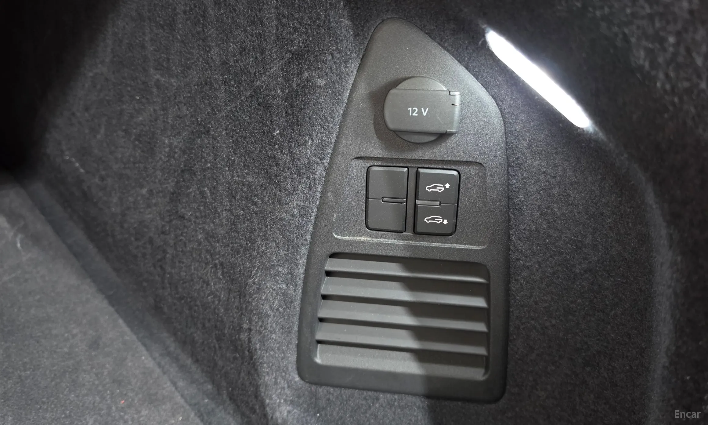 Volkswagen Touareg 3rd Generation превью 15