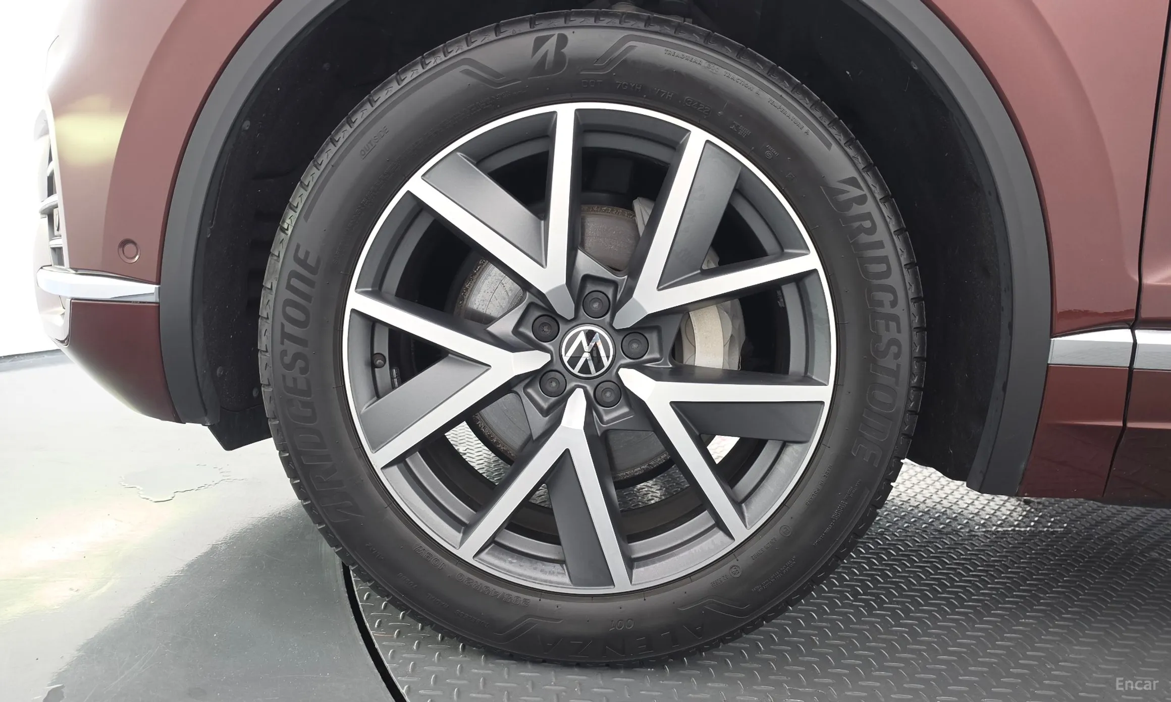 Volkswagen Touareg 3rd Generation превью 5