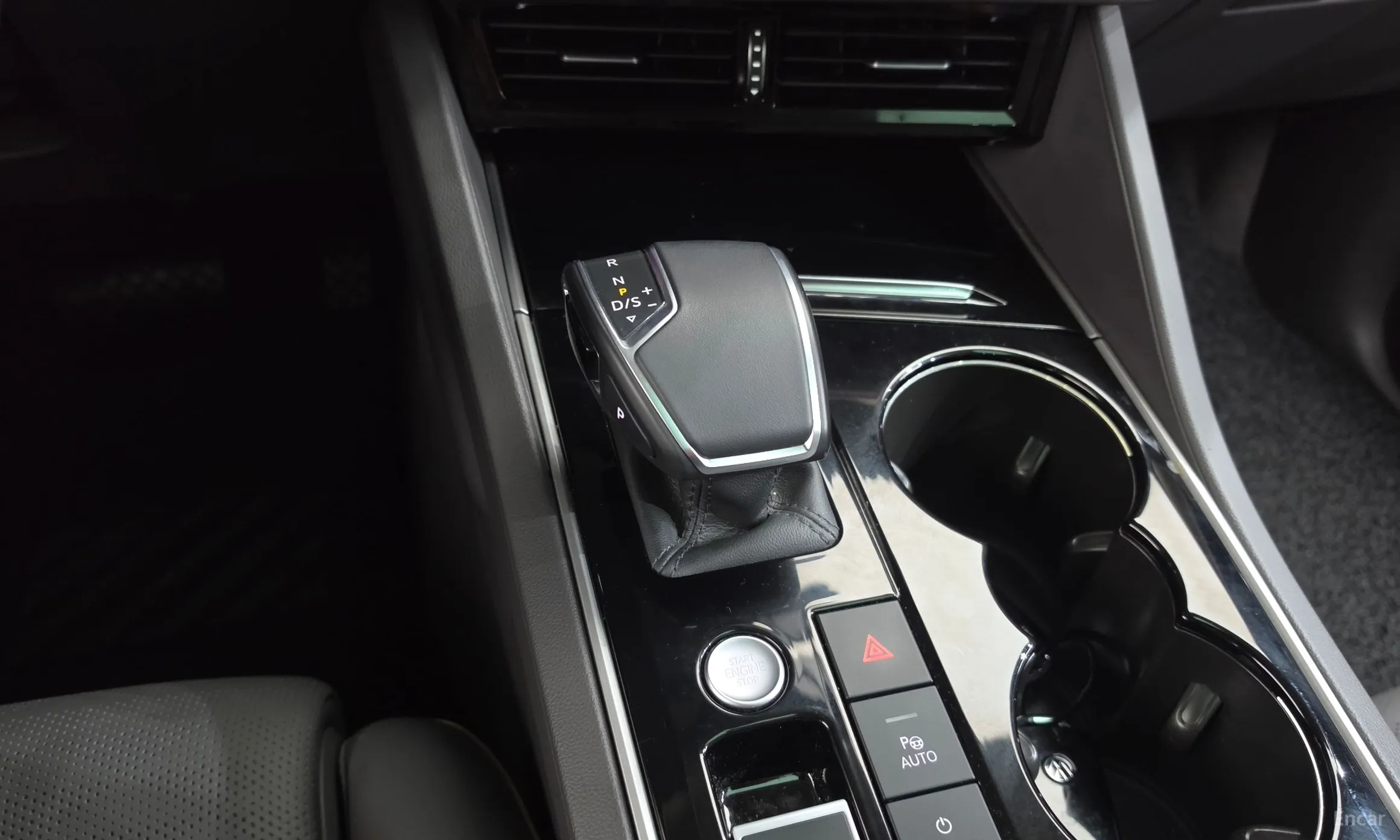 Volkswagen Touareg 3rd Generation превью 9