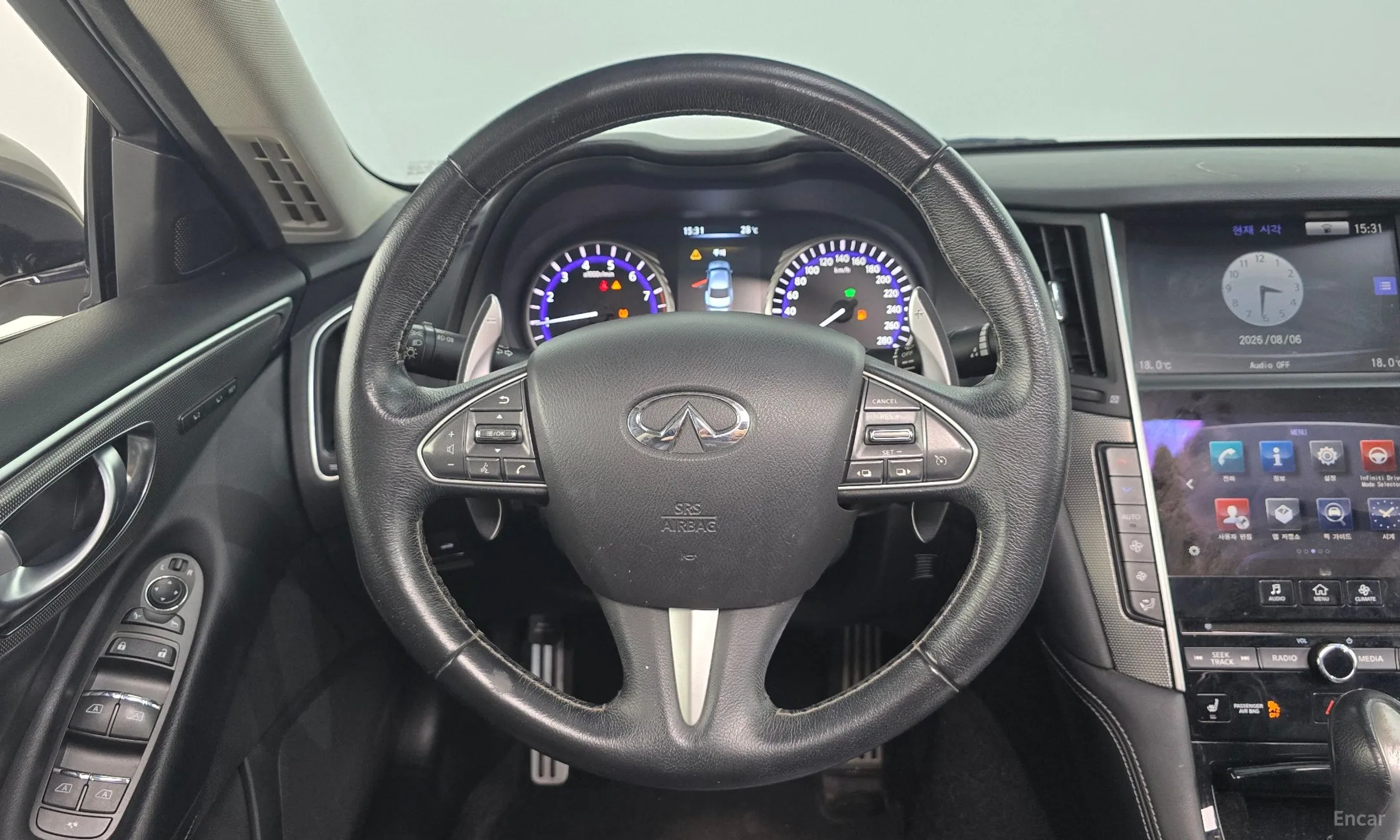Infiniti Q50 превью 14