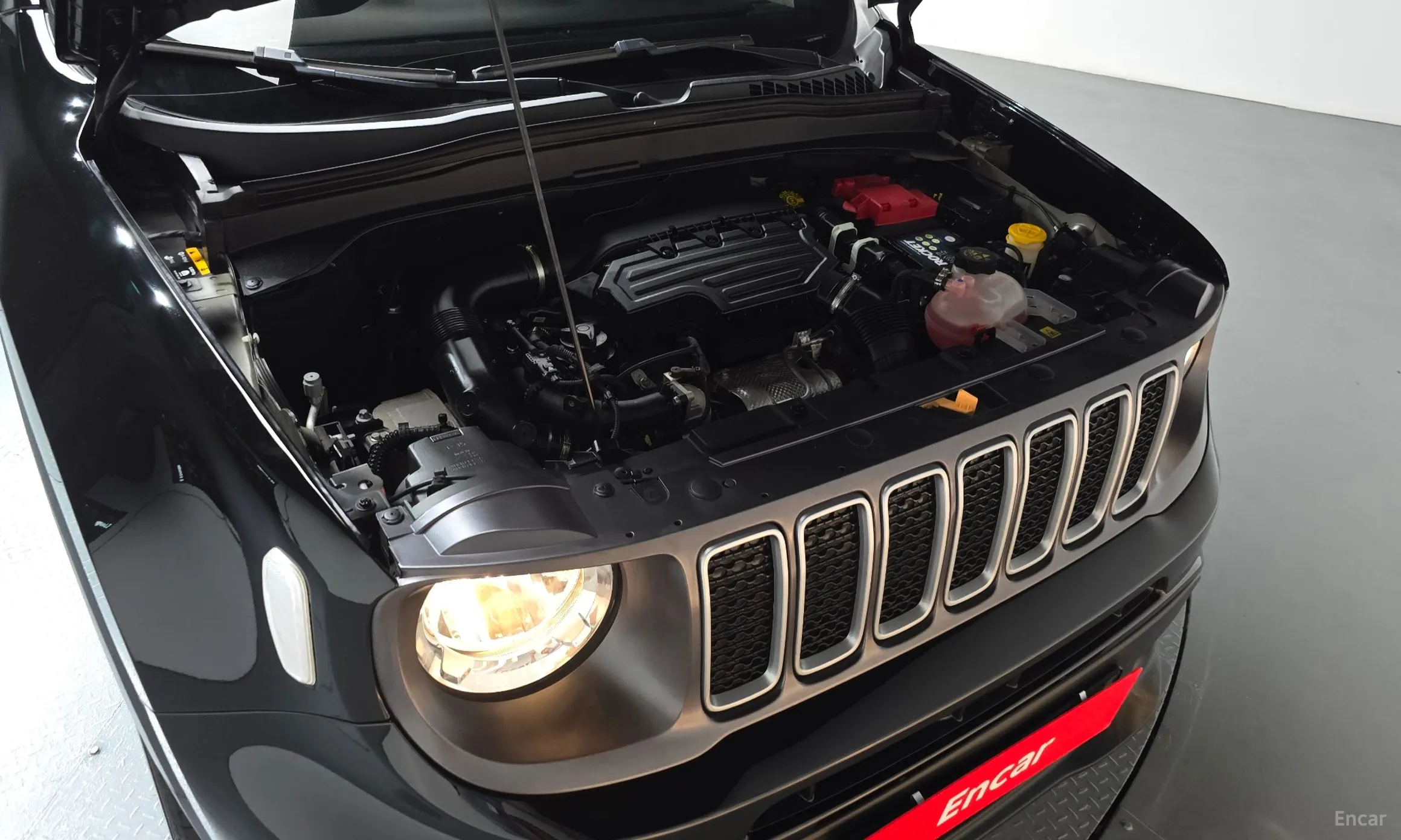 Jeep Renegade превью 6