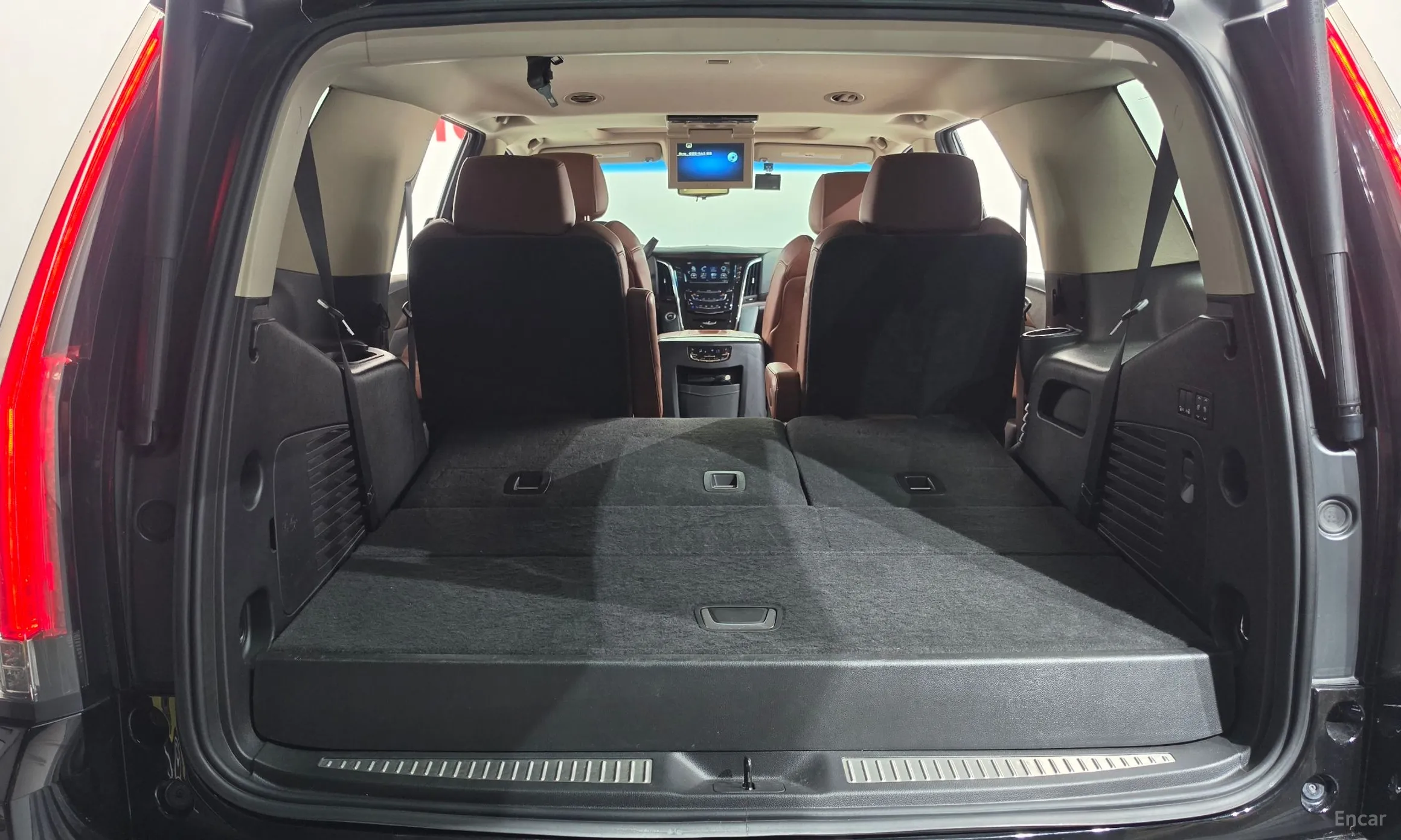 Cadillac Escalade превью 20