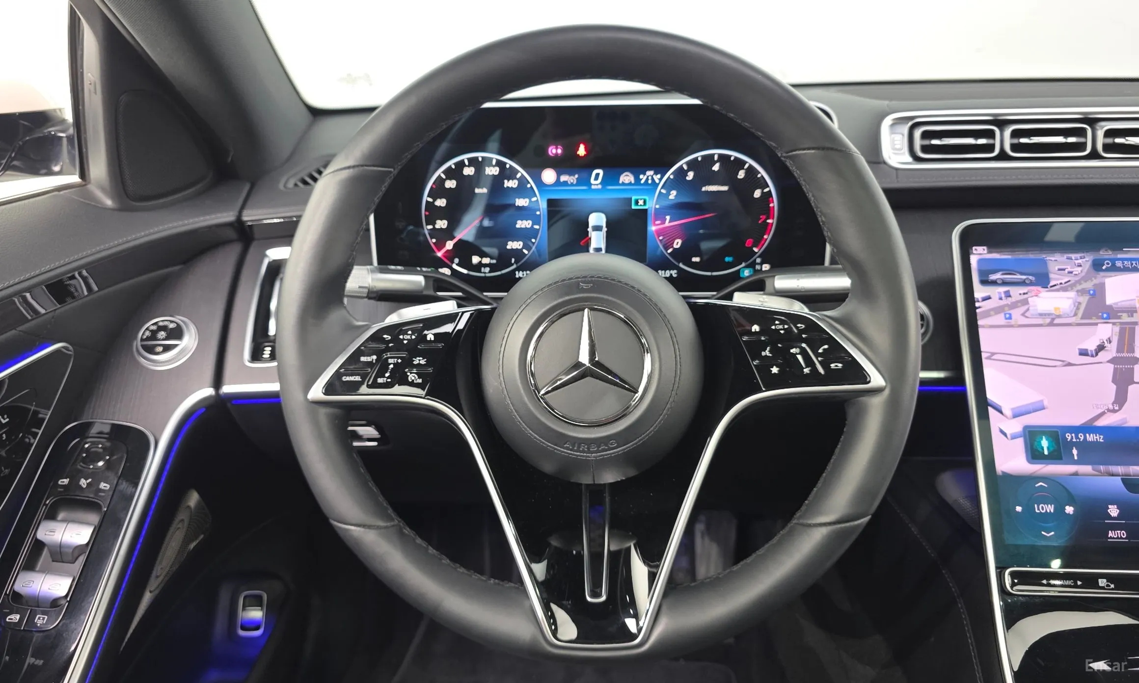 Mercedes Benz S-Class W223 превью 16