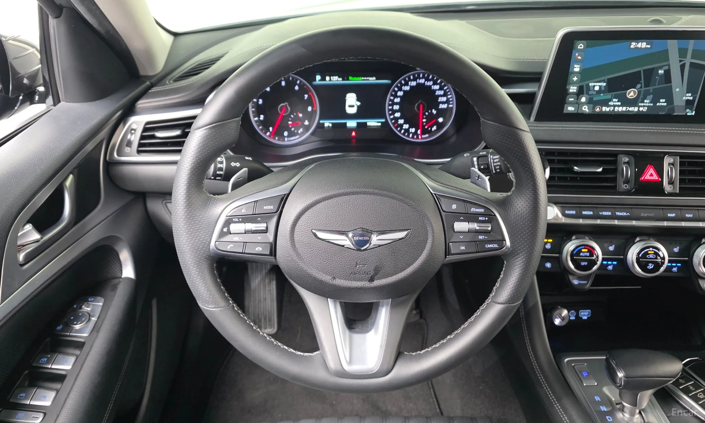 Genesis G70 превью 14