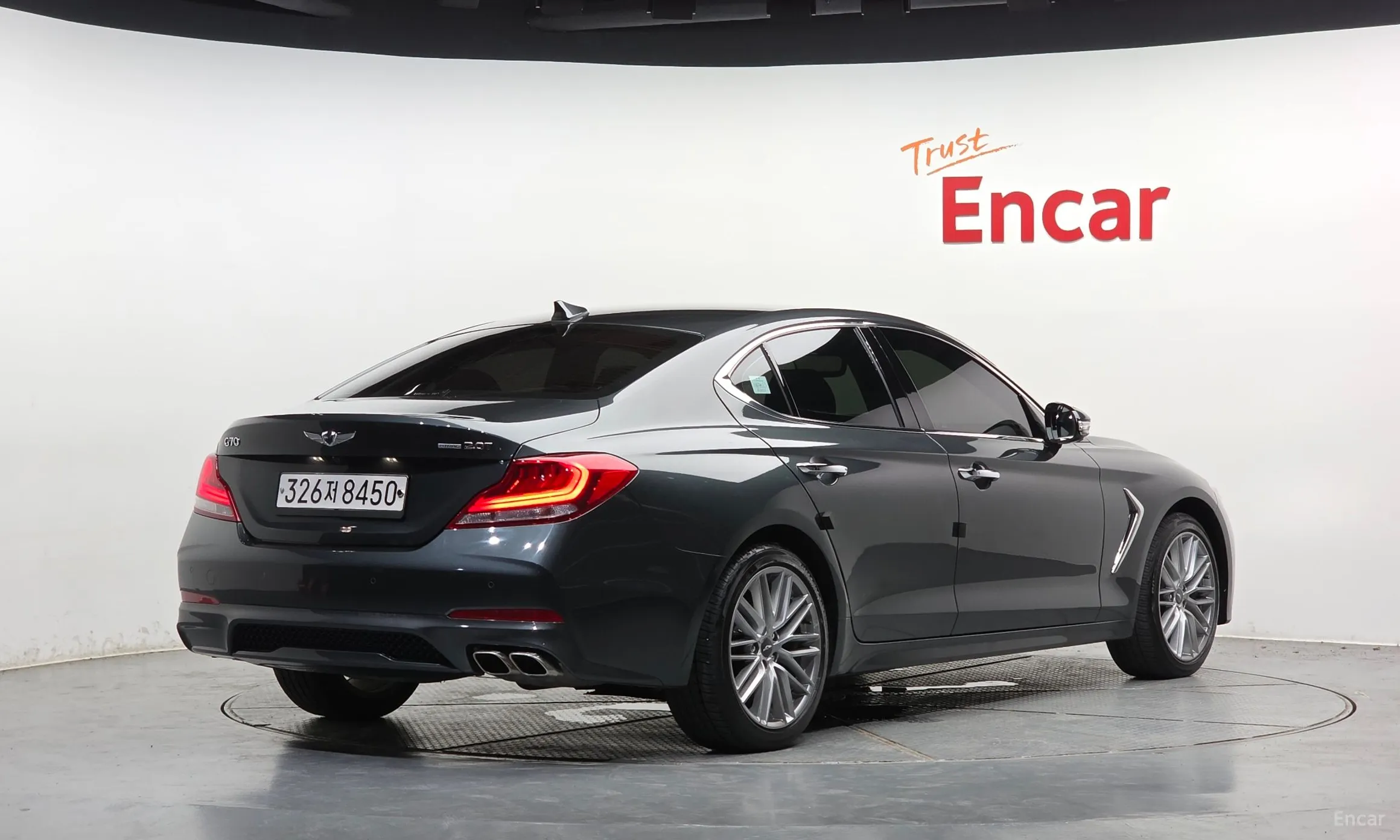 Genesis G70 превью 2