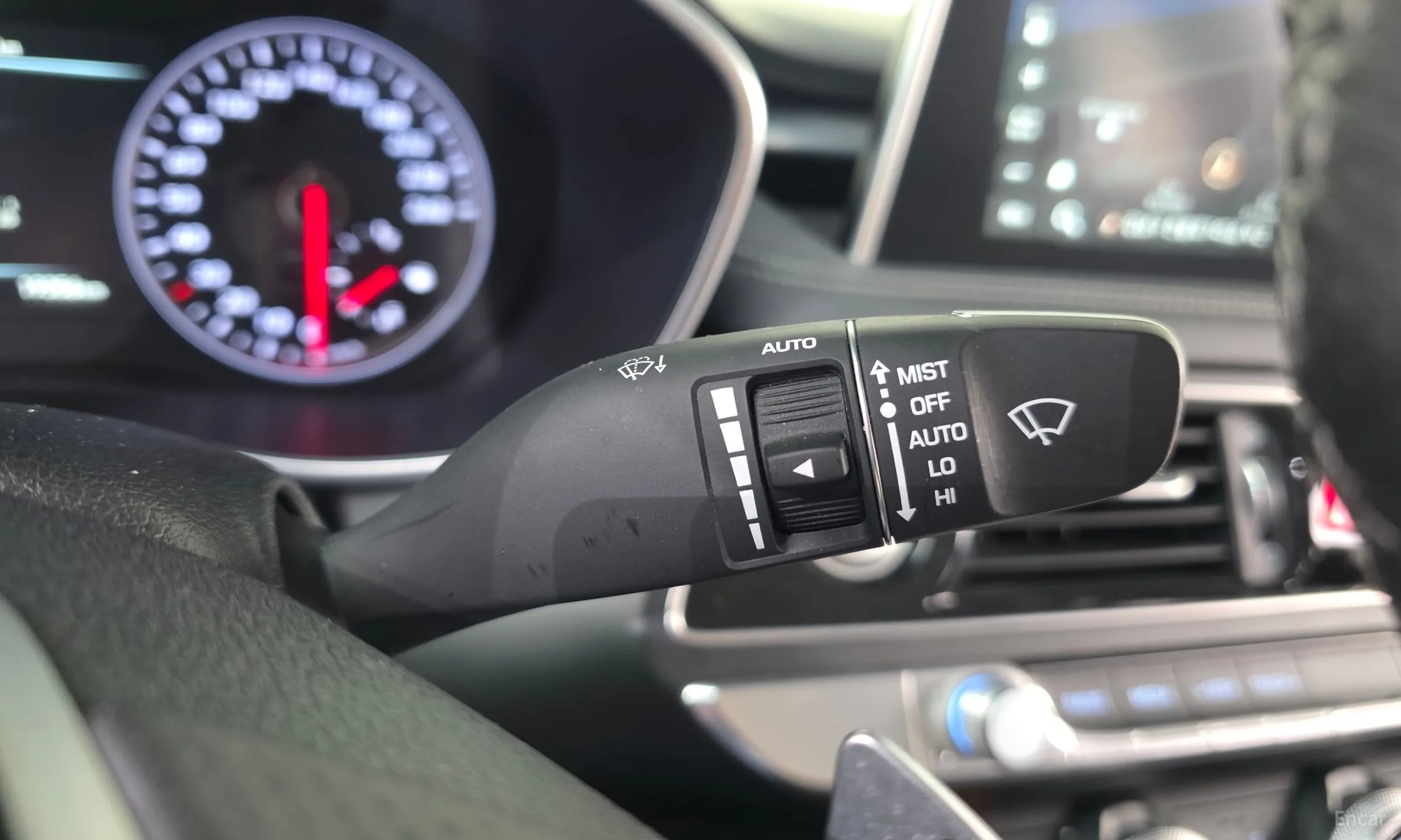 Genesis G70 превью 19