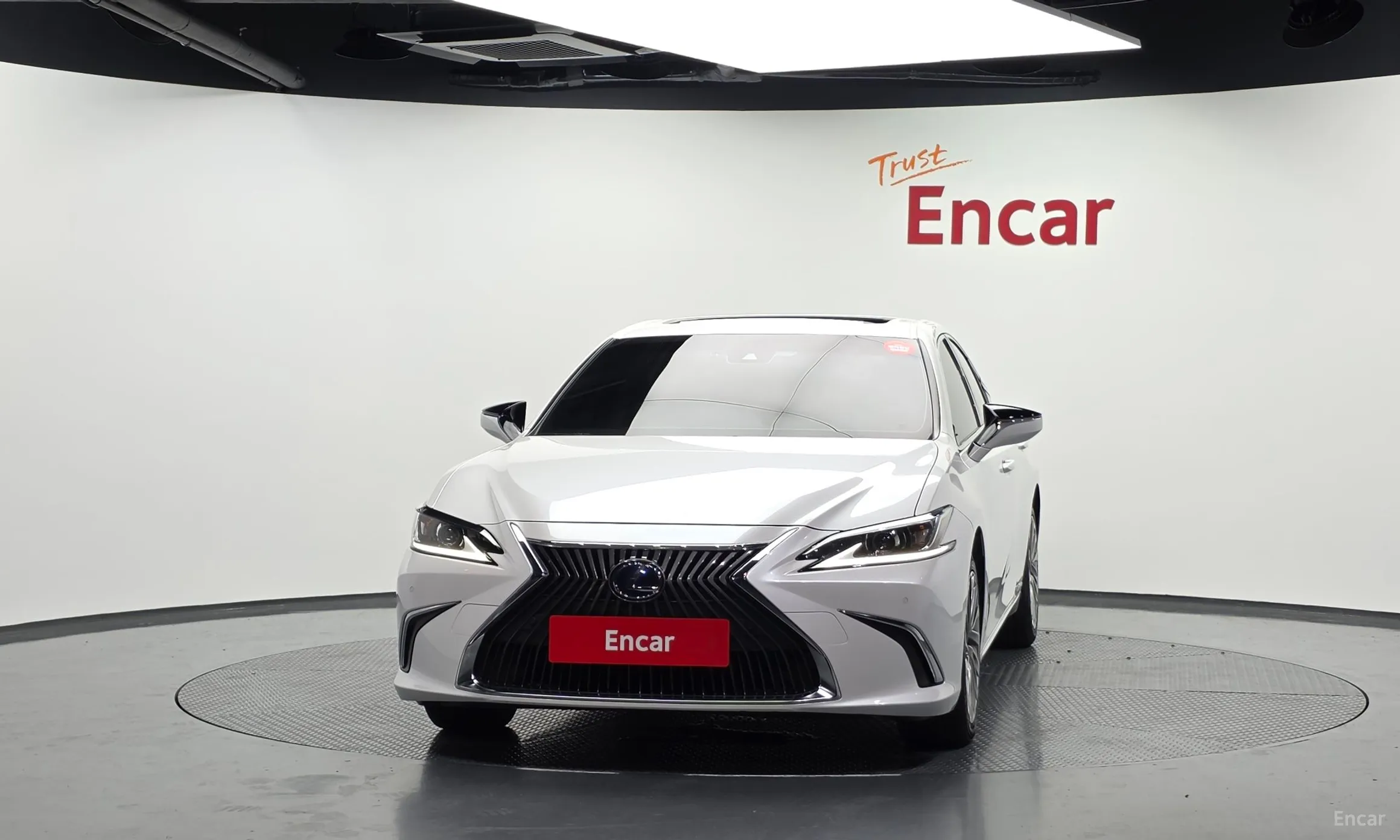 Lexus ES300h 7th Generation превью 3