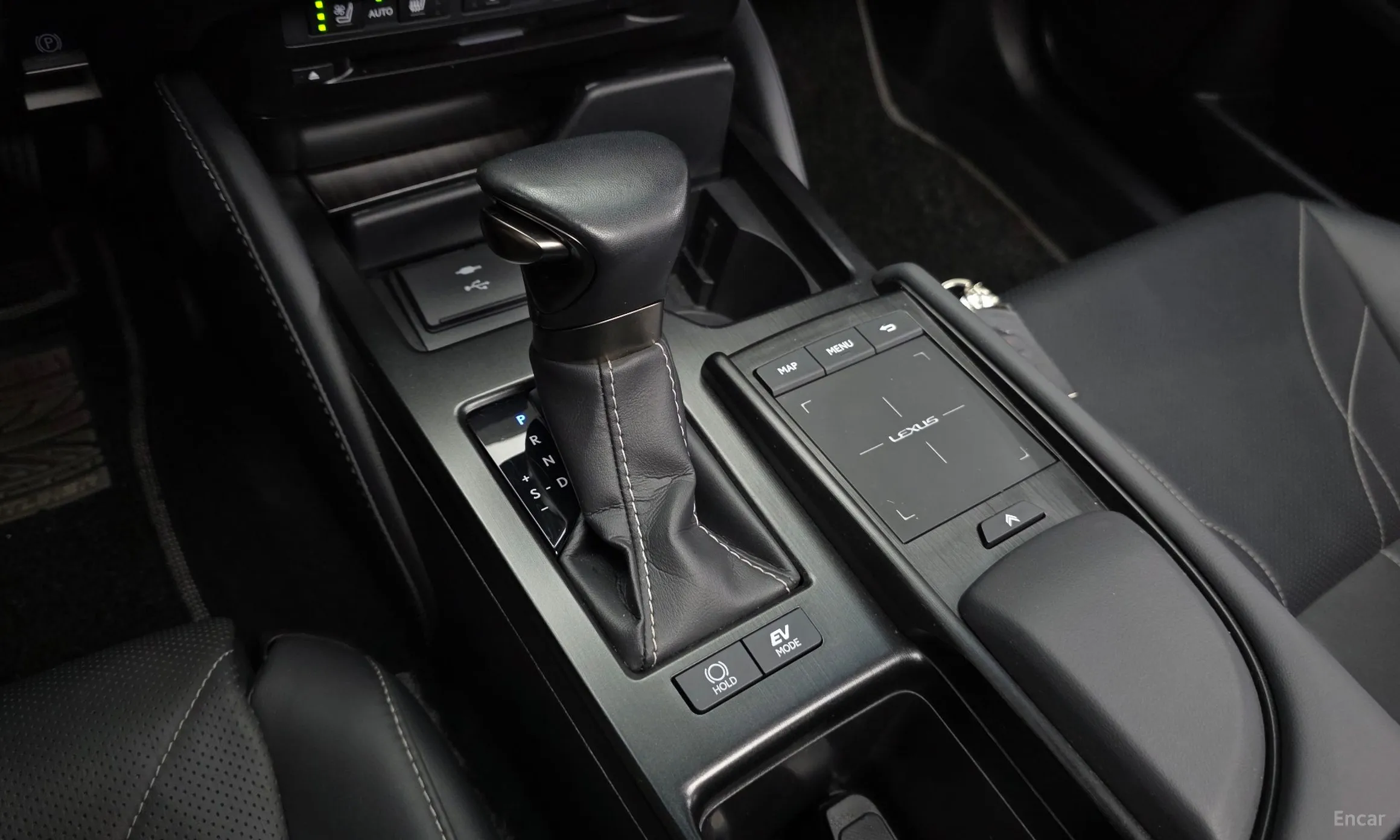 Lexus ES300h 7th Generation превью 9