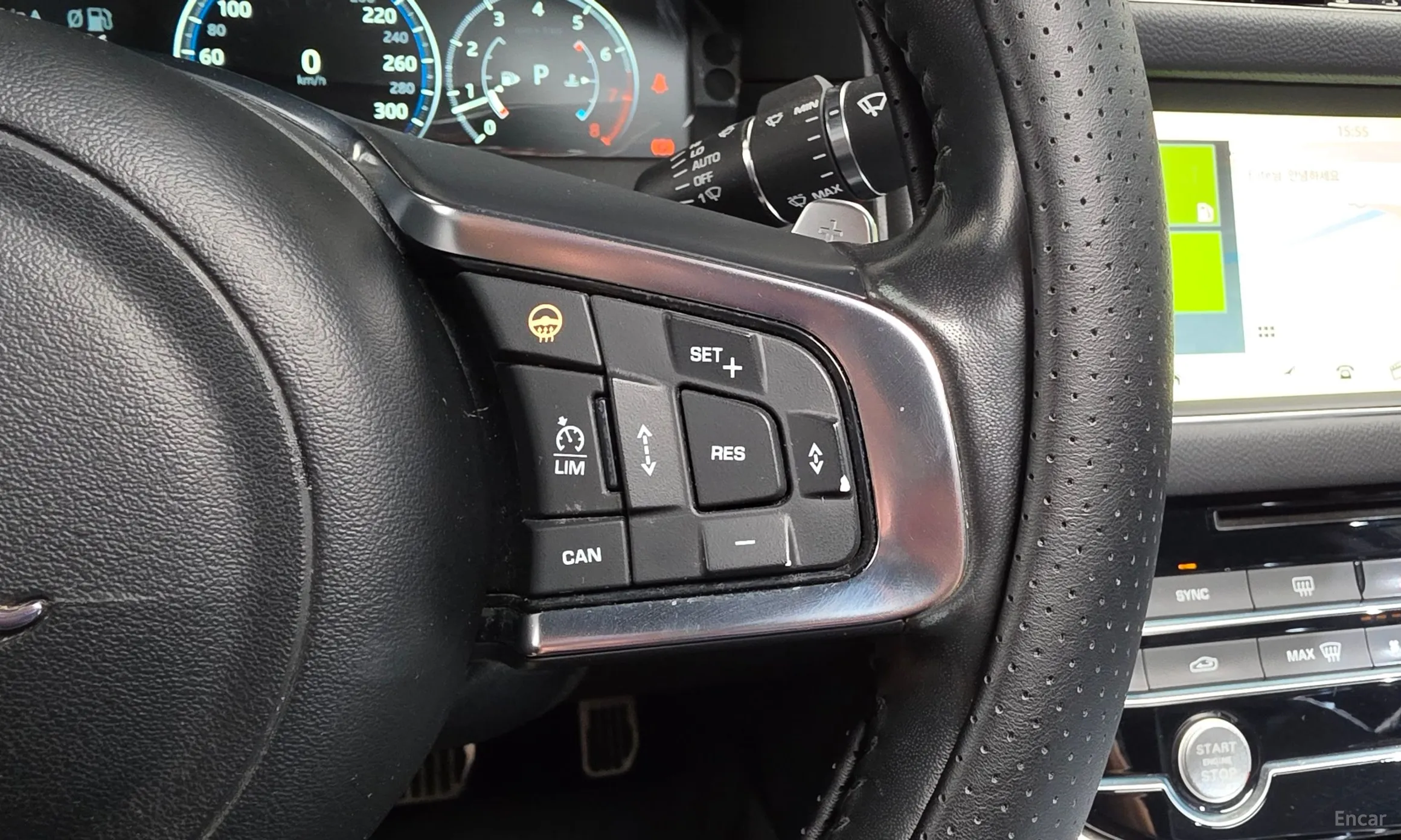 Jaguar XF (x260) превью 20