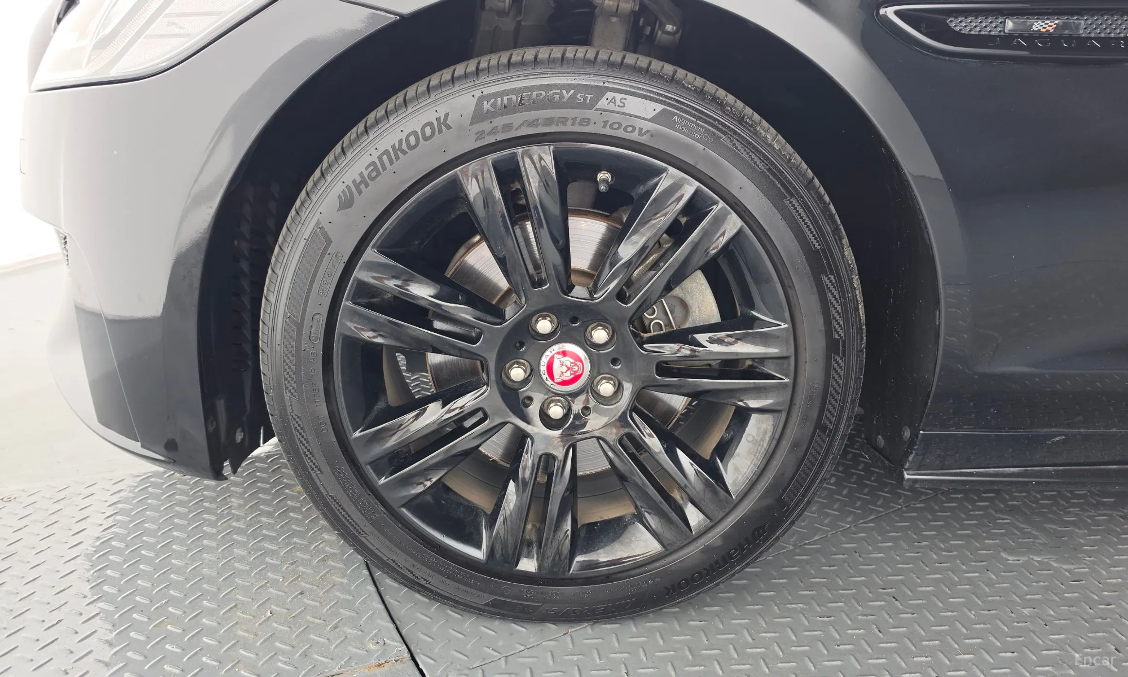 Jaguar XF (x260) превью 5