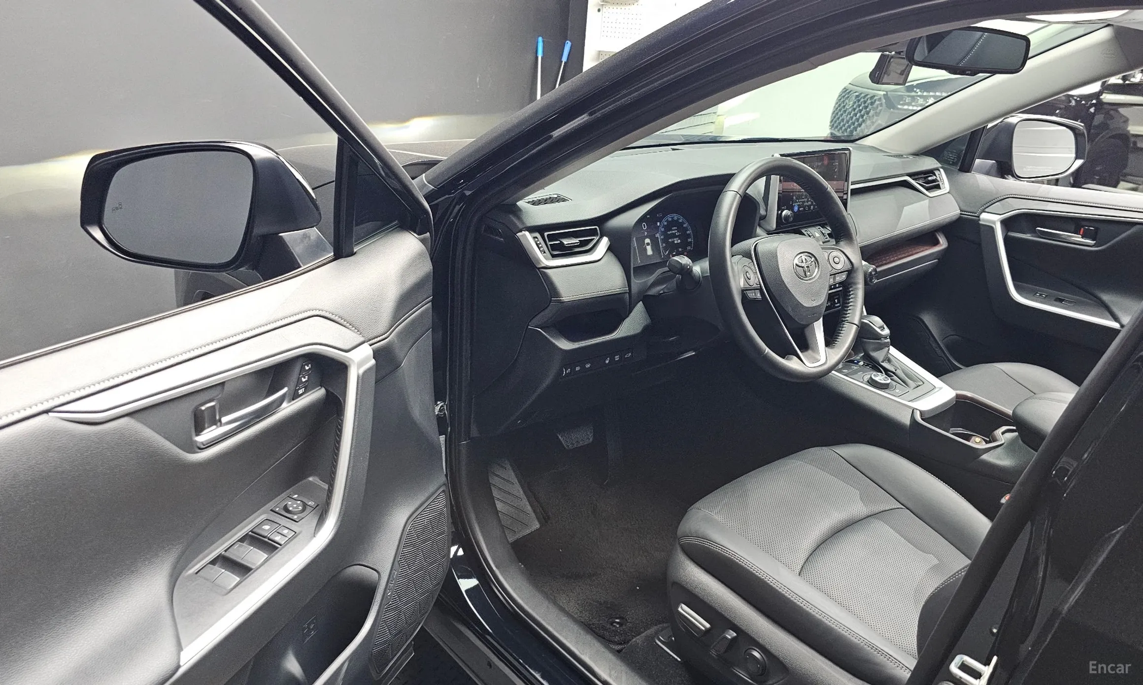 Toyota RAV4 5th Generation превью 10