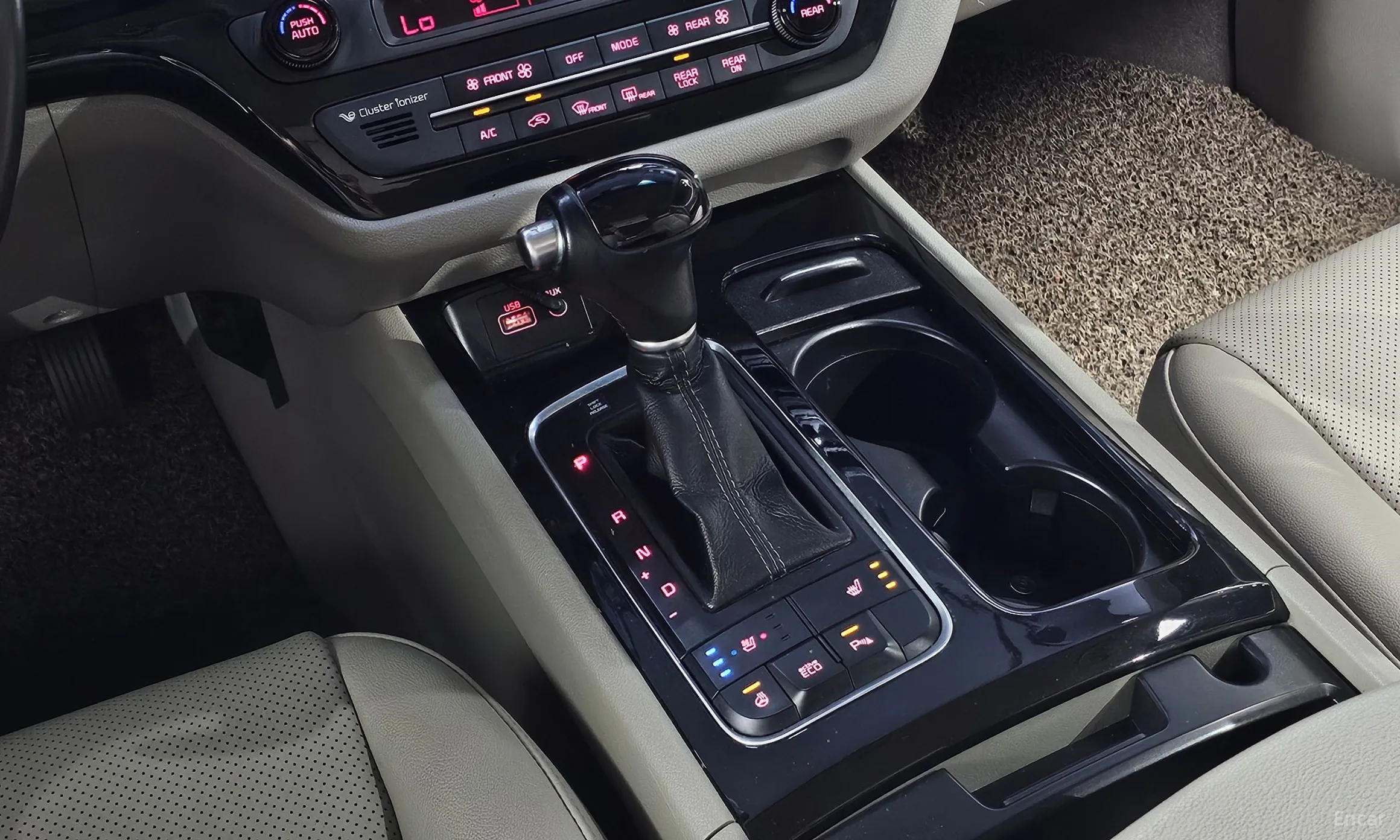 Kia Carnival превью 9