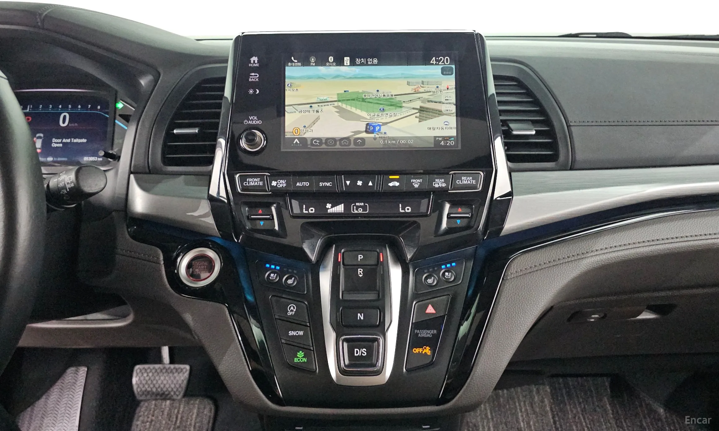 Honda Odyssey превью 12