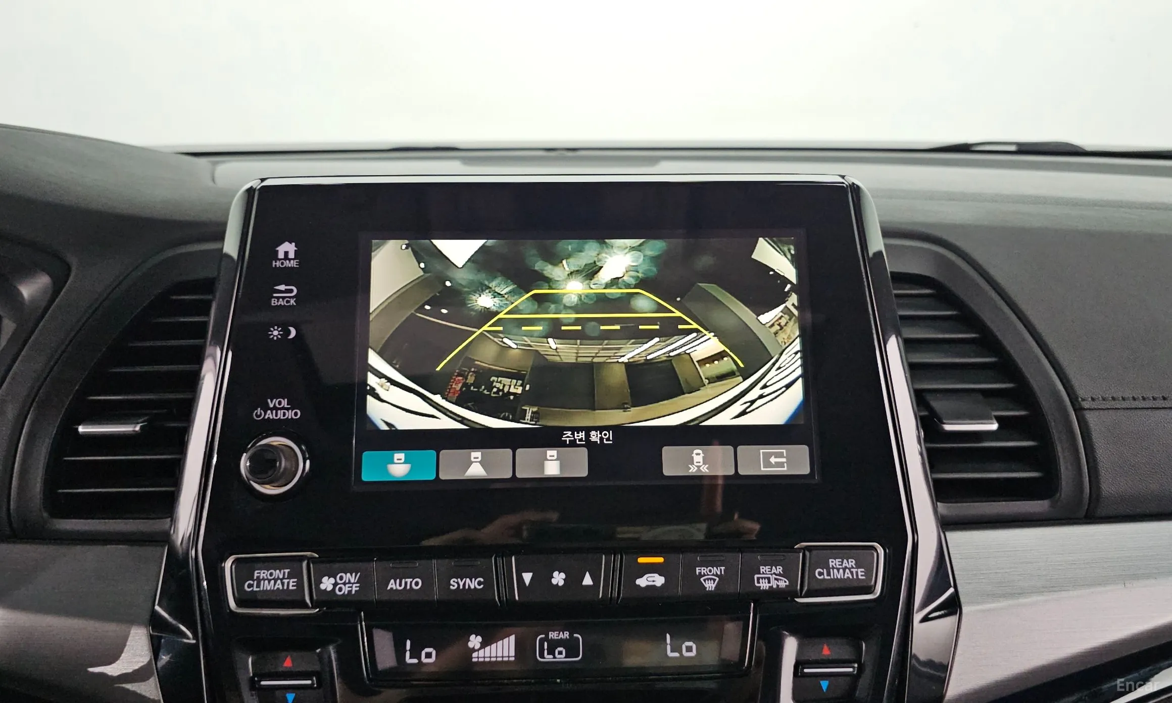 Honda Odyssey превью 13