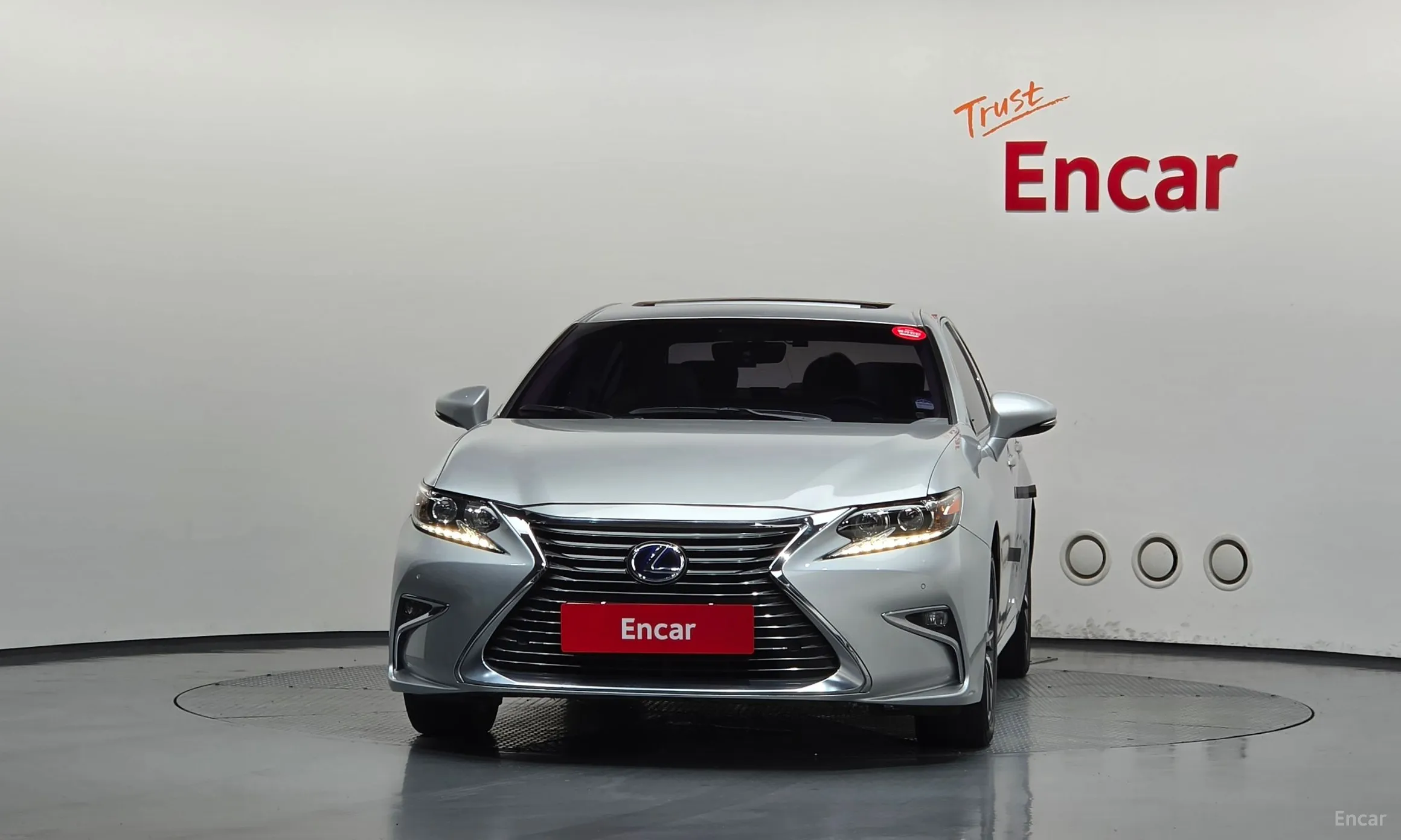 Lexus New ES300h превью 3