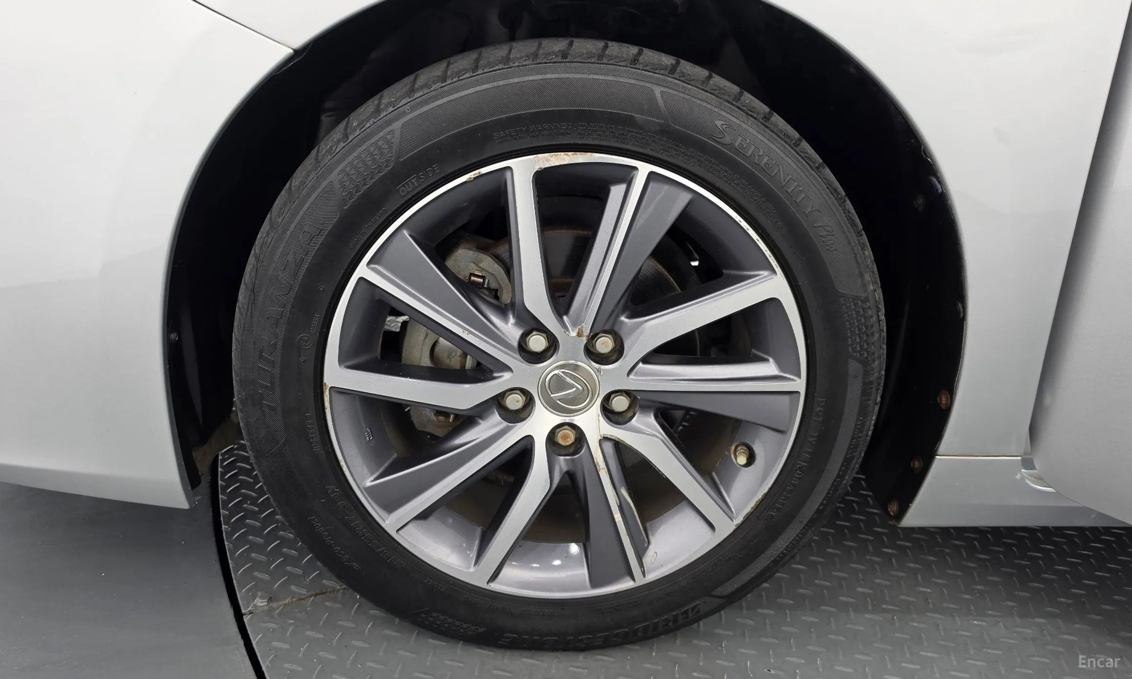 Lexus New ES300h превью 5