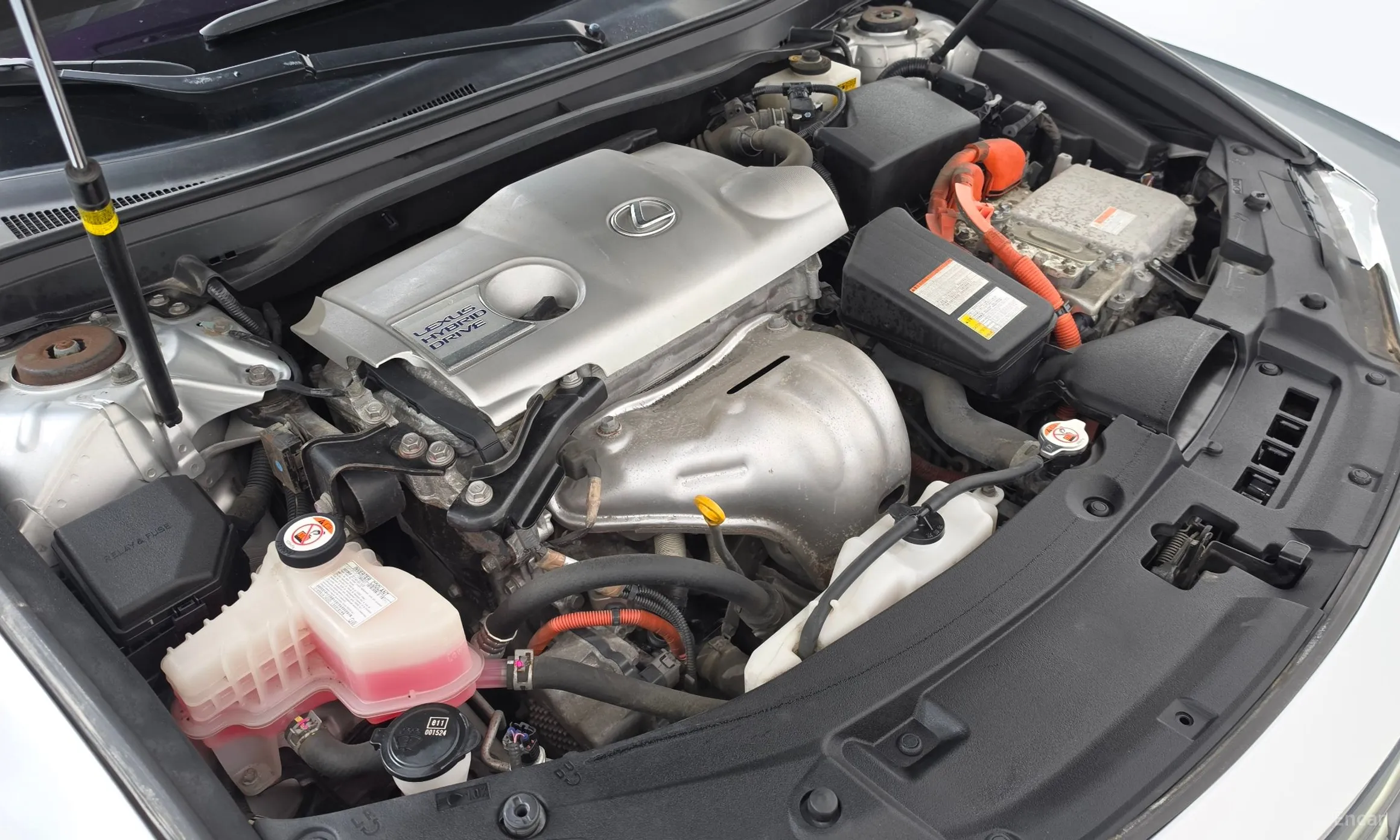 Lexus New ES300h превью 6