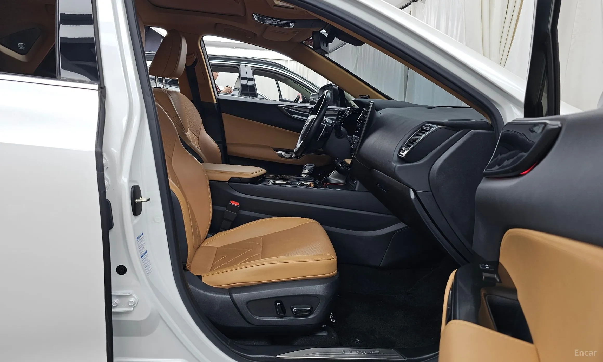 Lexus NX350h Gen 2 превью 11
