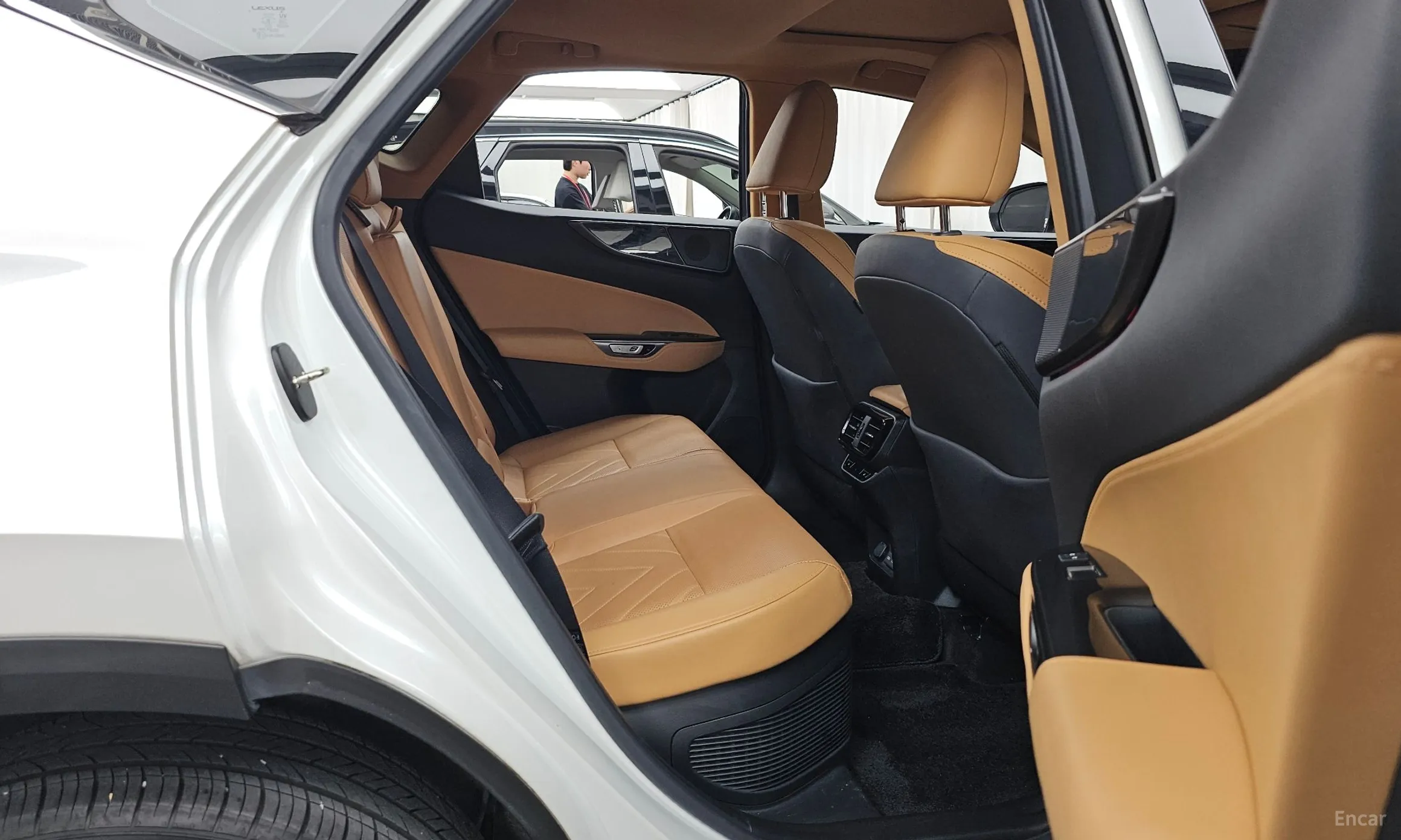 Lexus NX350h Gen 2 превью 12