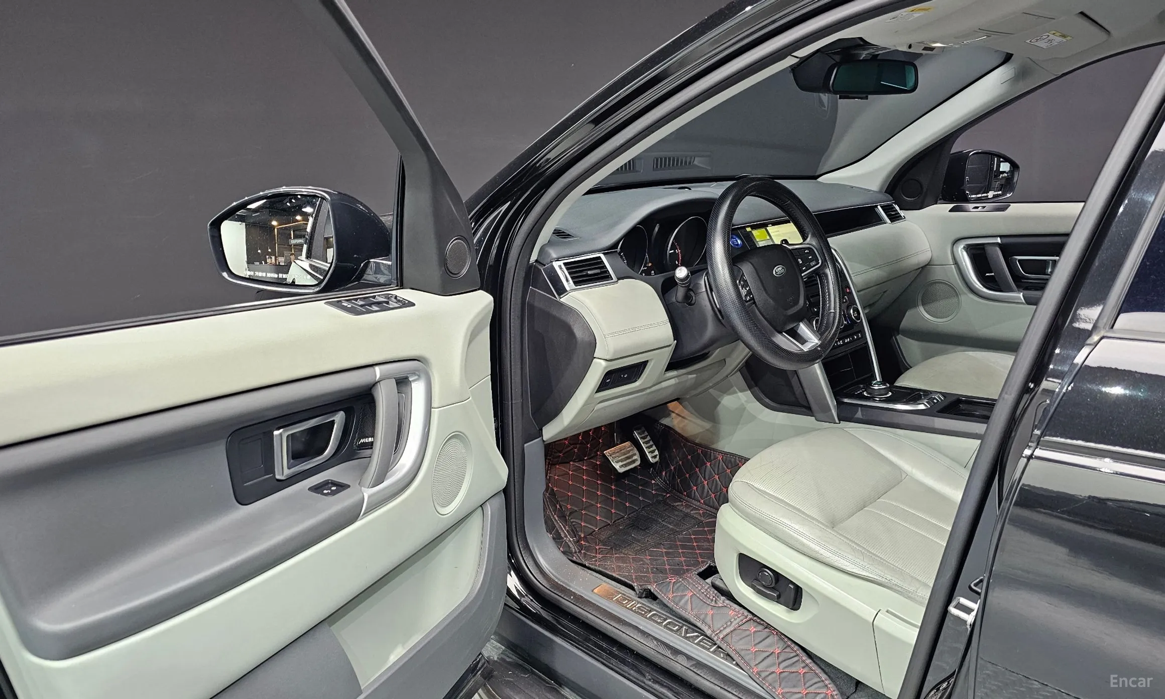 Land Rover Discovery Sports превью 10