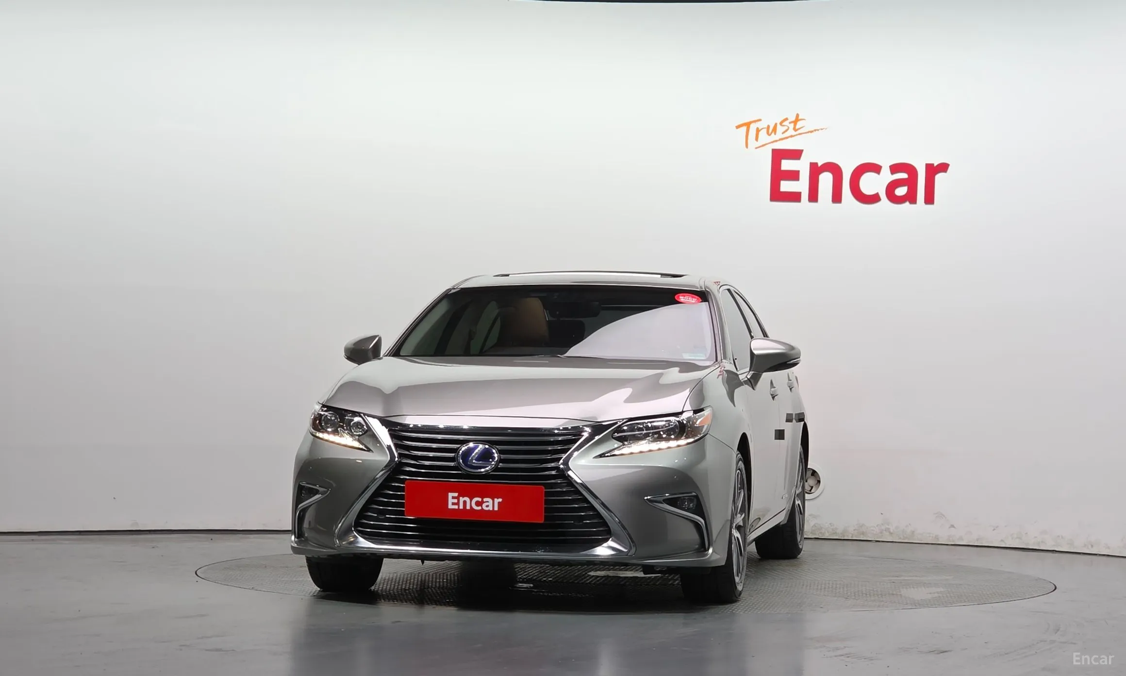 Lexus New ES300h превью 3