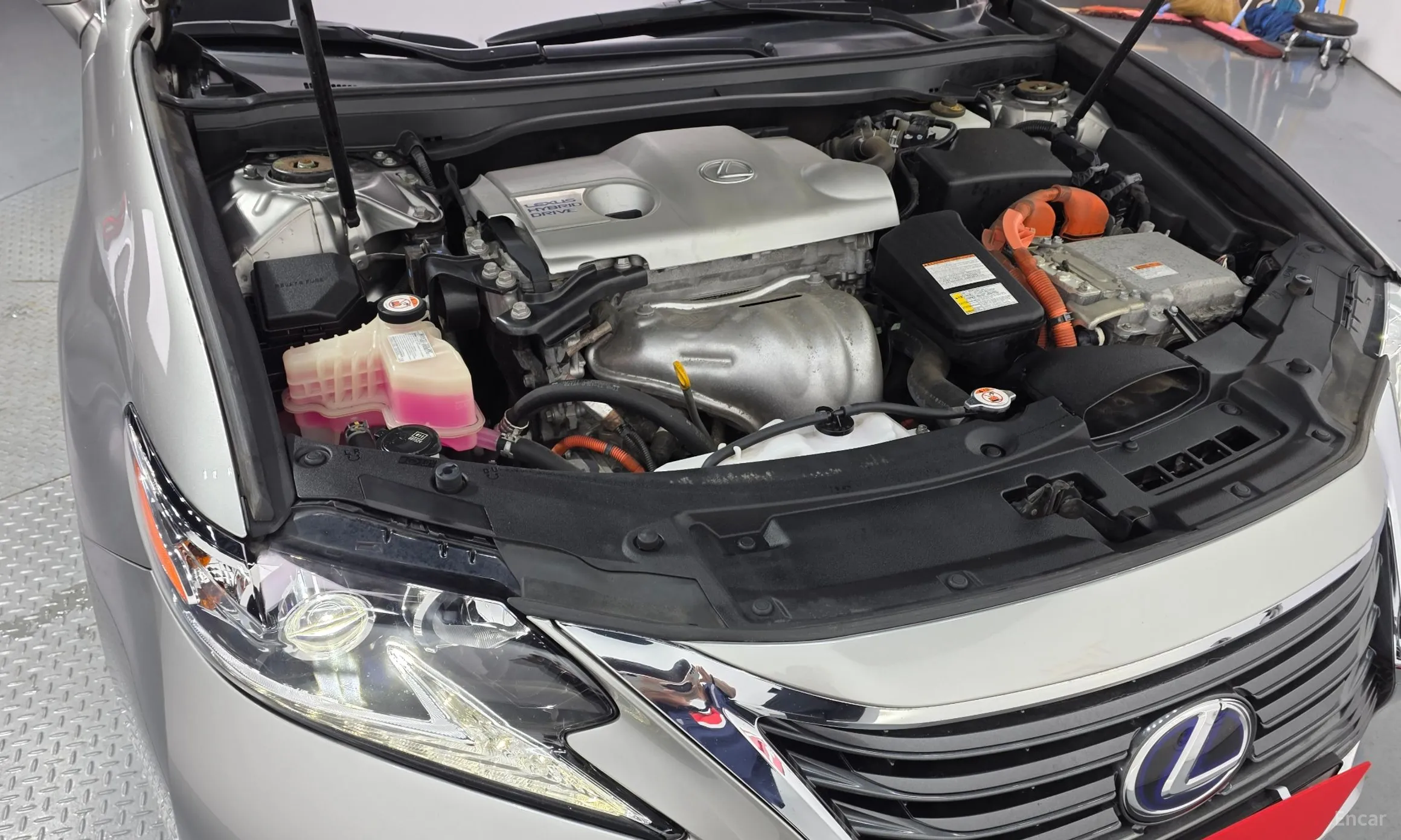 Lexus New ES300h превью 6
