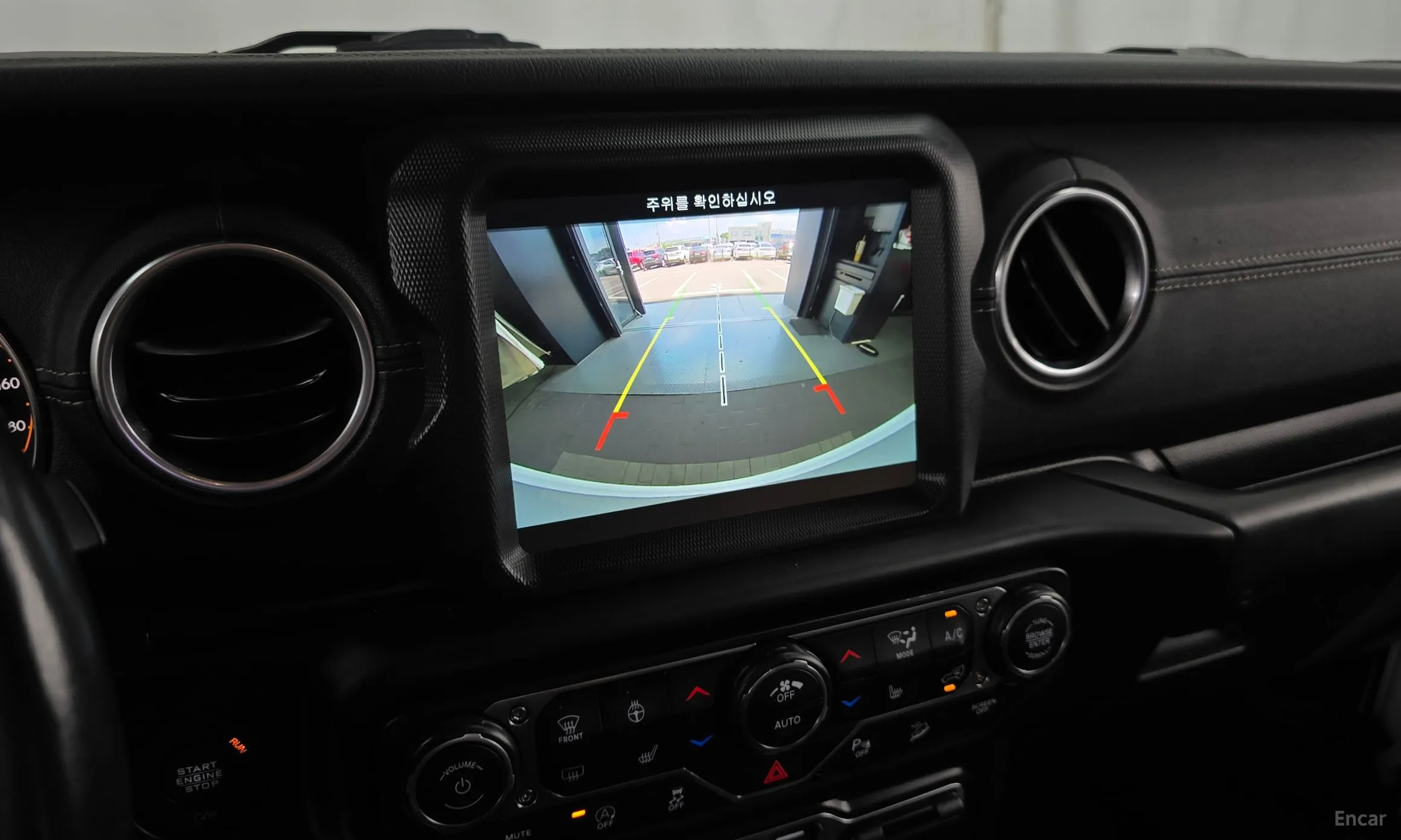 Jeep Wrangler (JL) превью 16