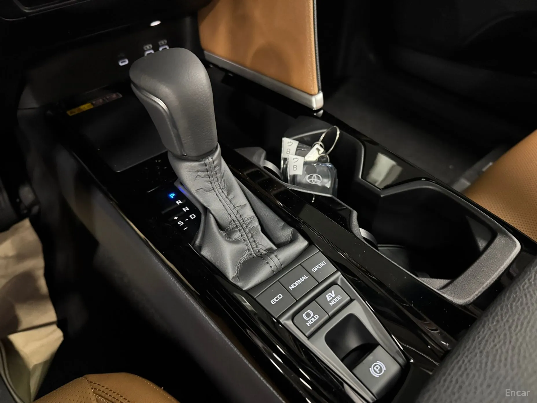 Toyota Camry (XV80) превью 5