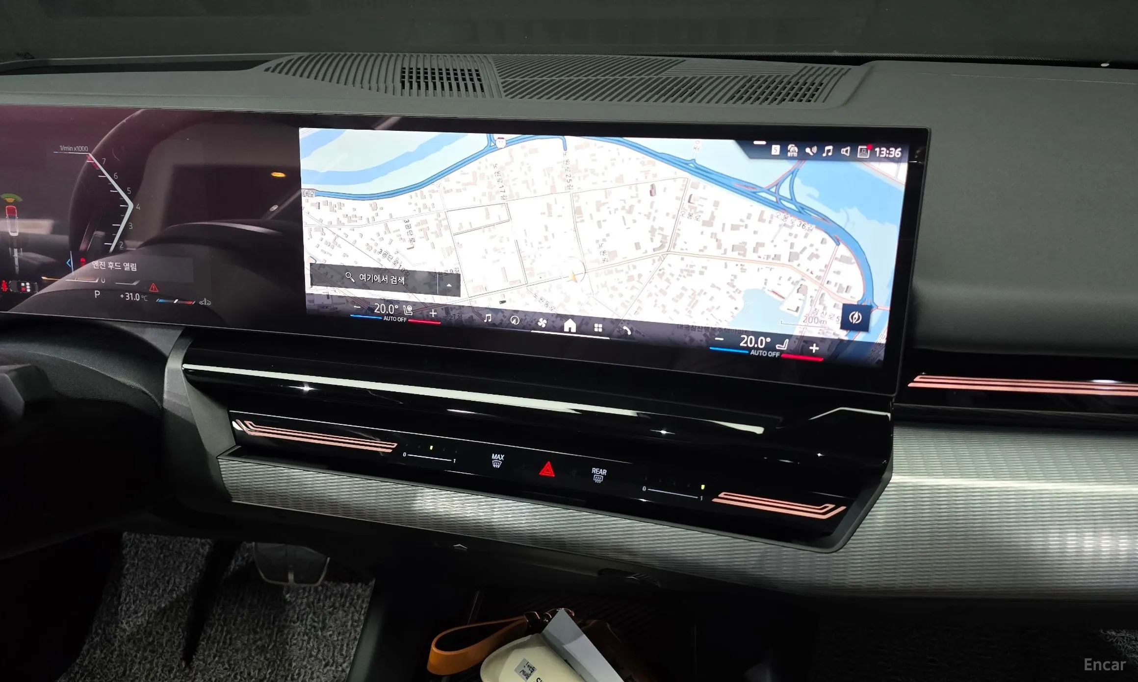 BMW 5 Series (G60) превью 13