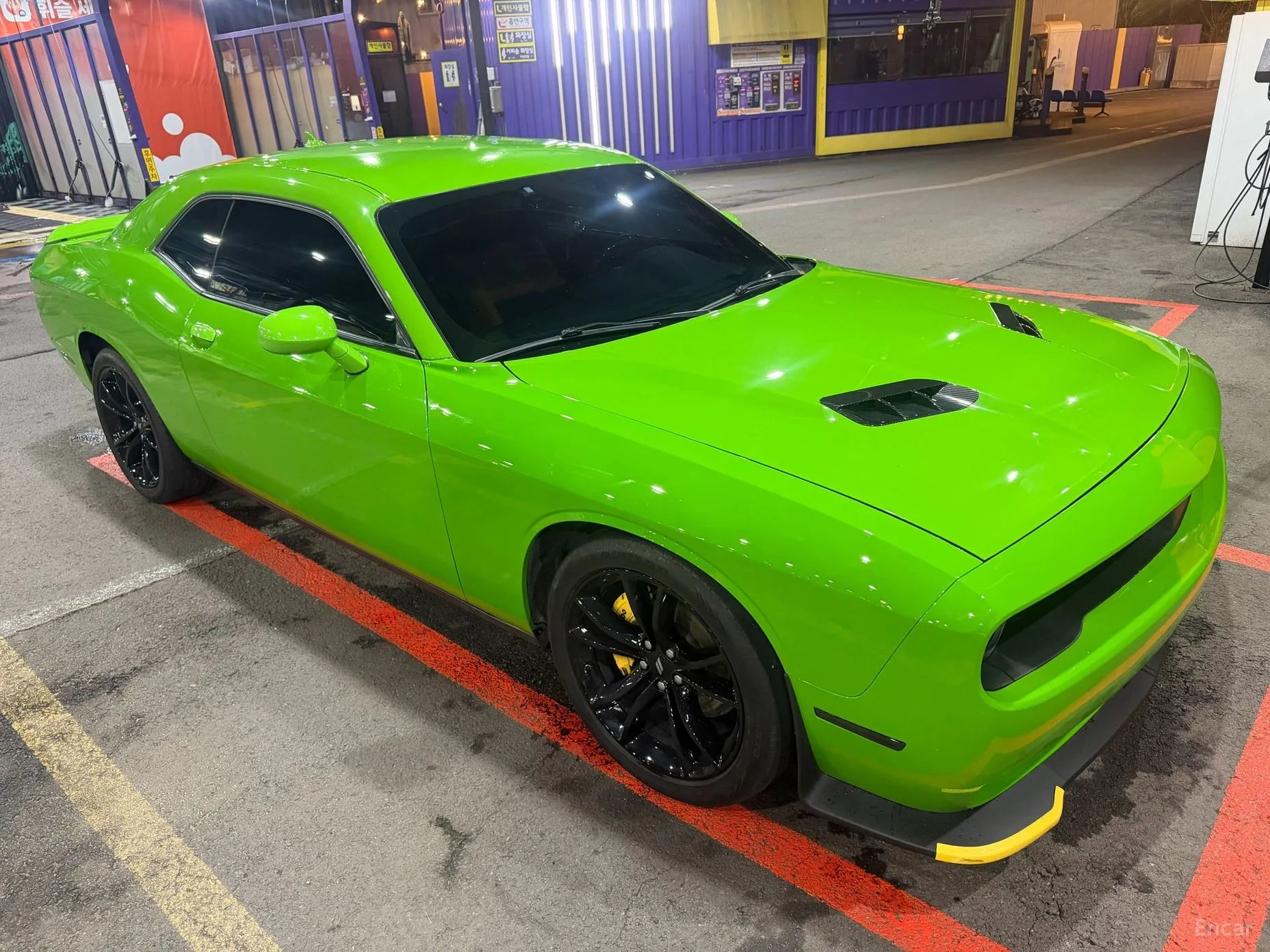 Dodge Challenger превью 8