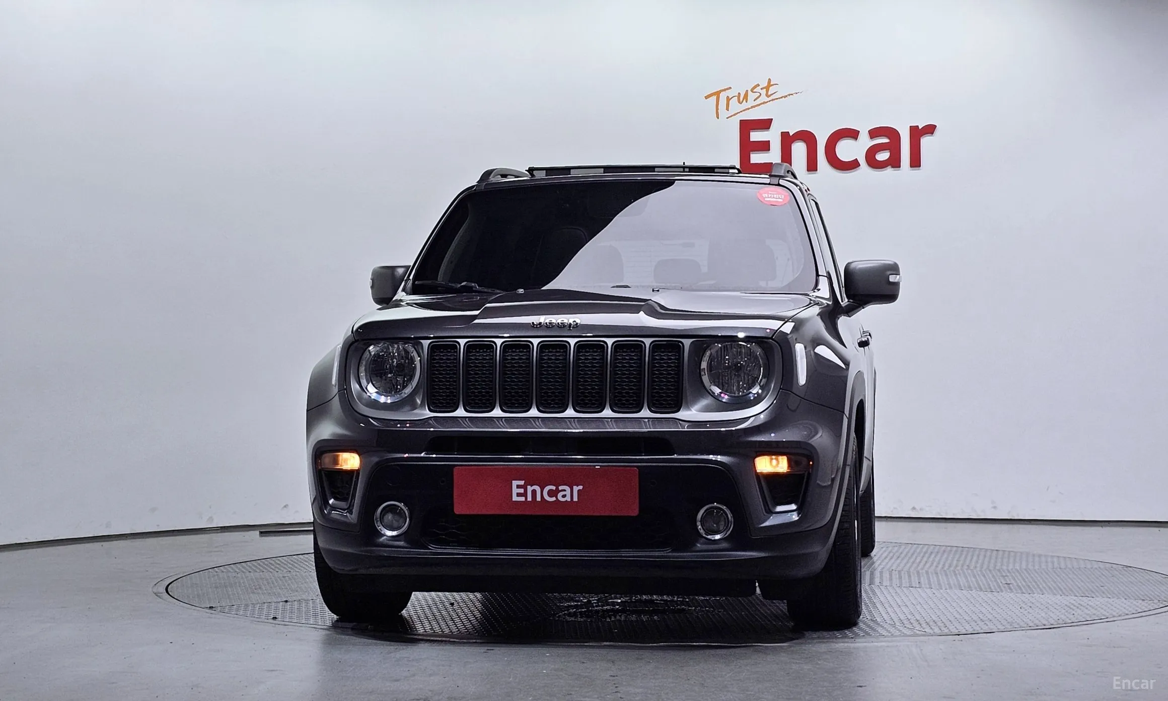 Jeep Renegade превью 3