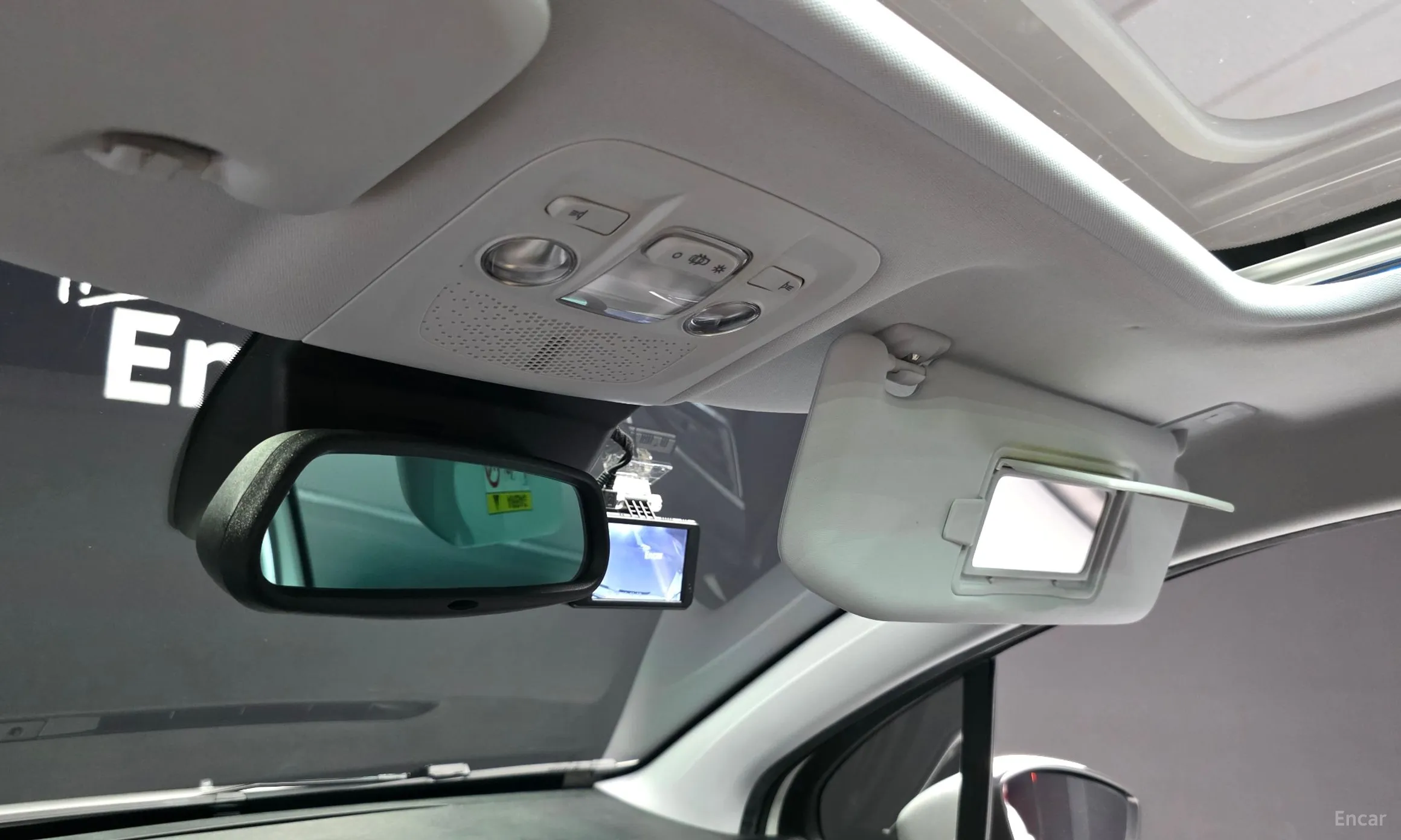 Peugeot 2008. превью 17