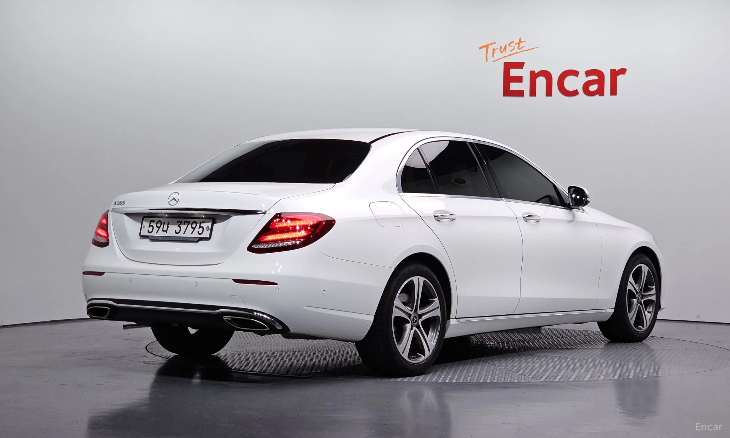 Mercedes Benz E-Class W213