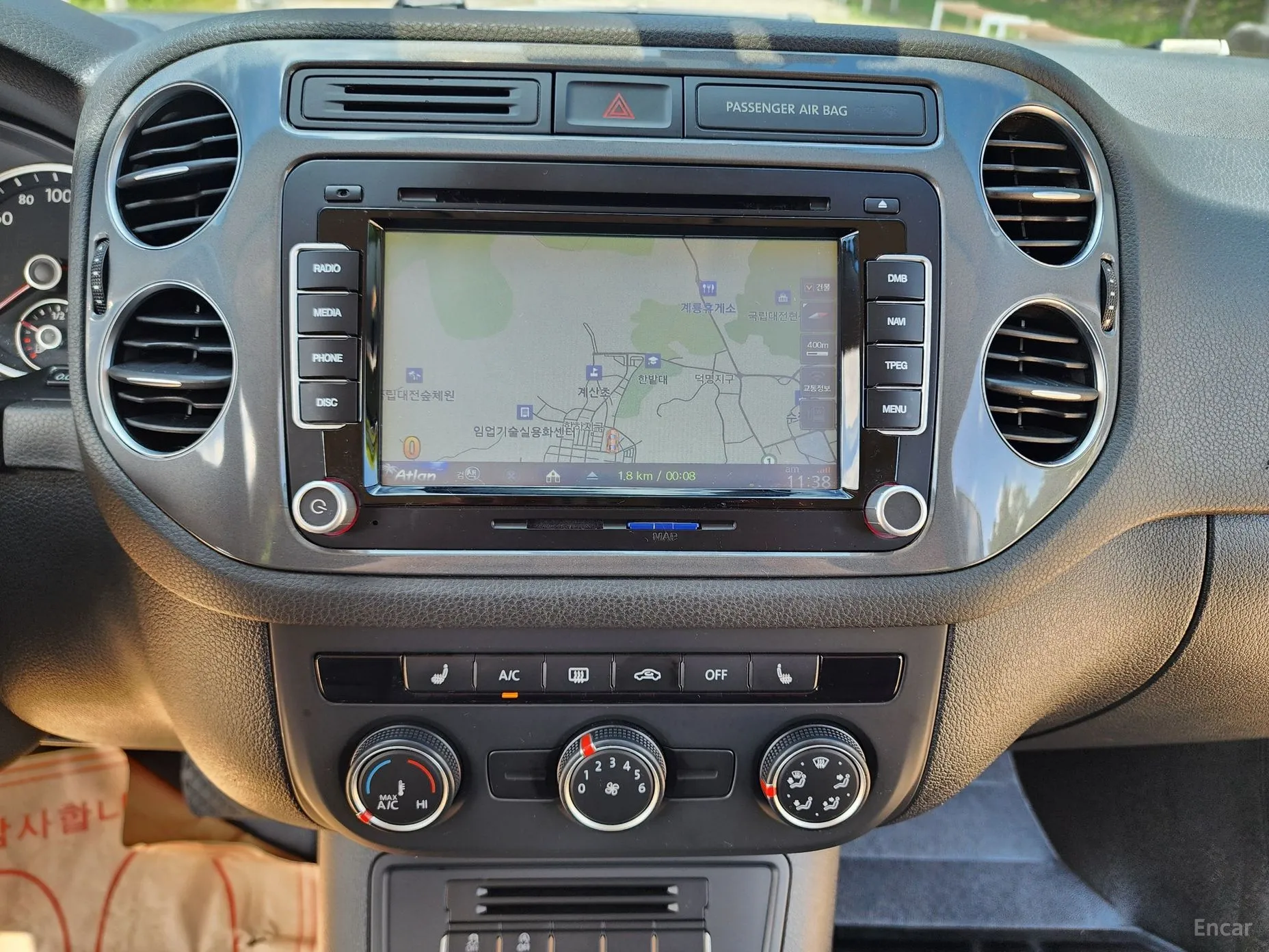 Volkswagen New Tiguan превью 14